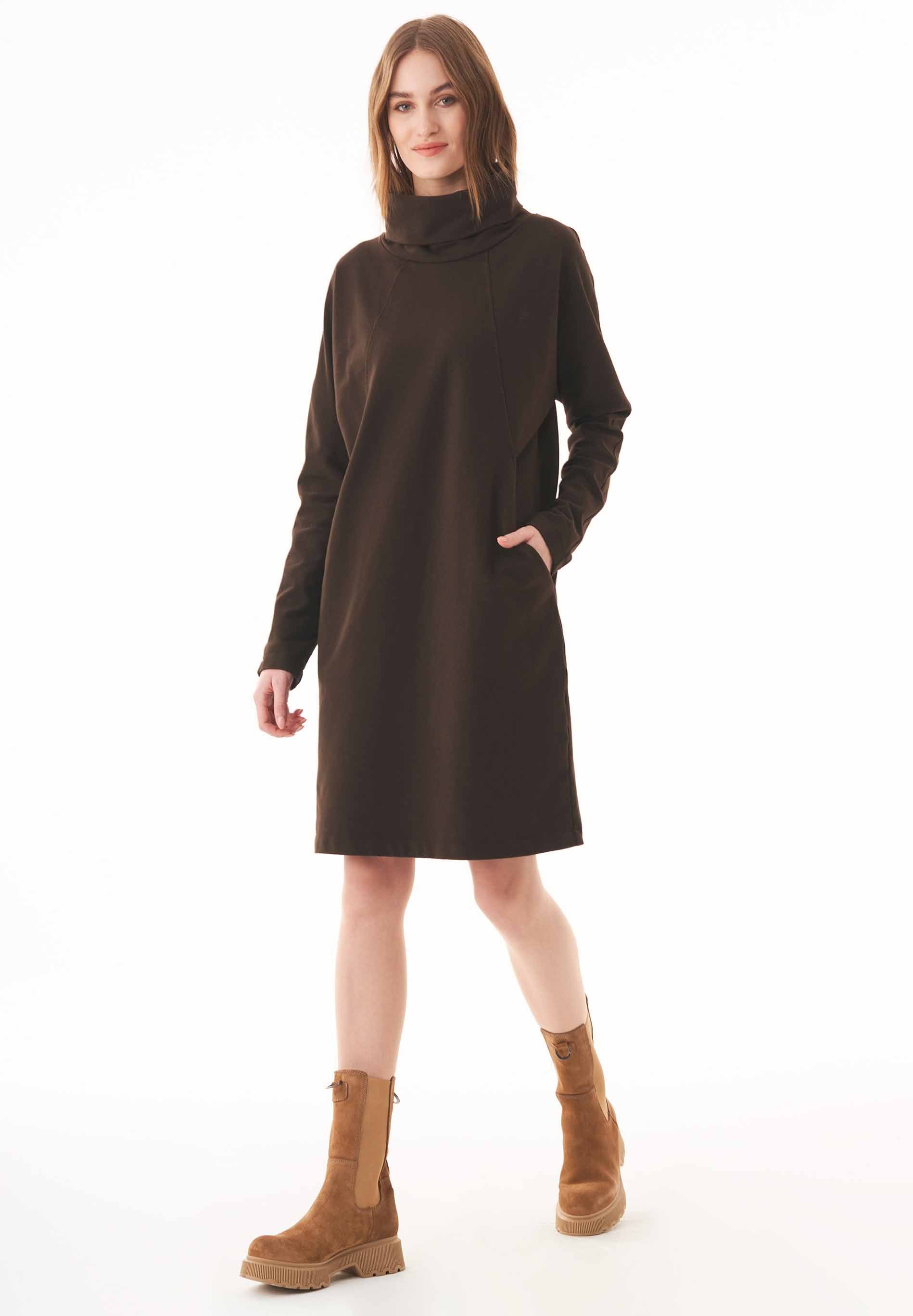 Sweatkleid aus Bio-Baumwolle mit Rollkragen