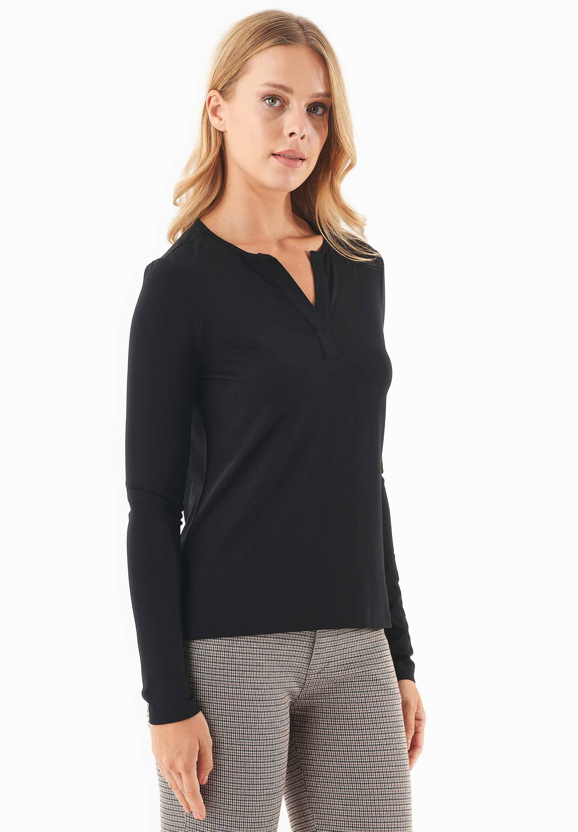 Langarmshirt aus LENZING™ ECOVERO™