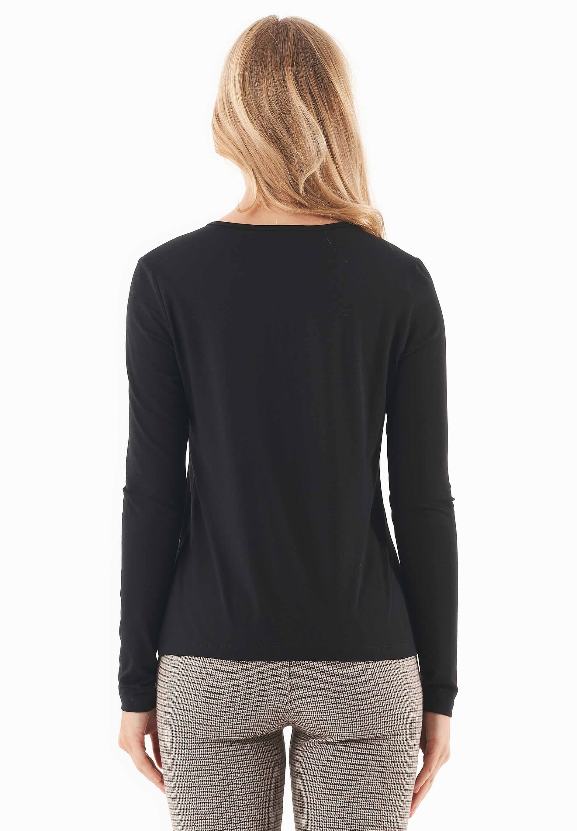 Langarmshirt aus LENZING™ ECOVERO™