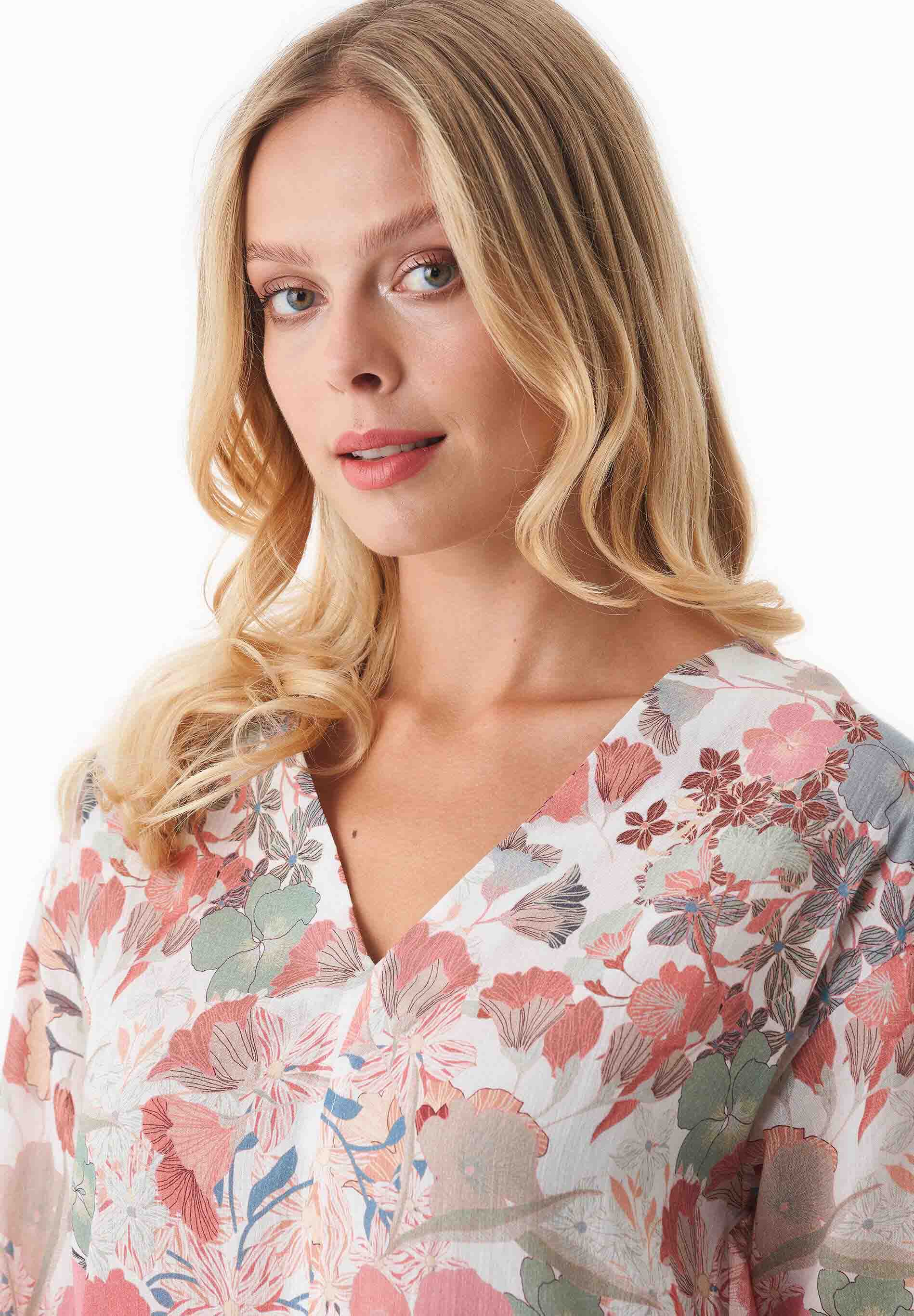 Bluse aus Bio-Baumwoll-Voile mit Blumenmuster