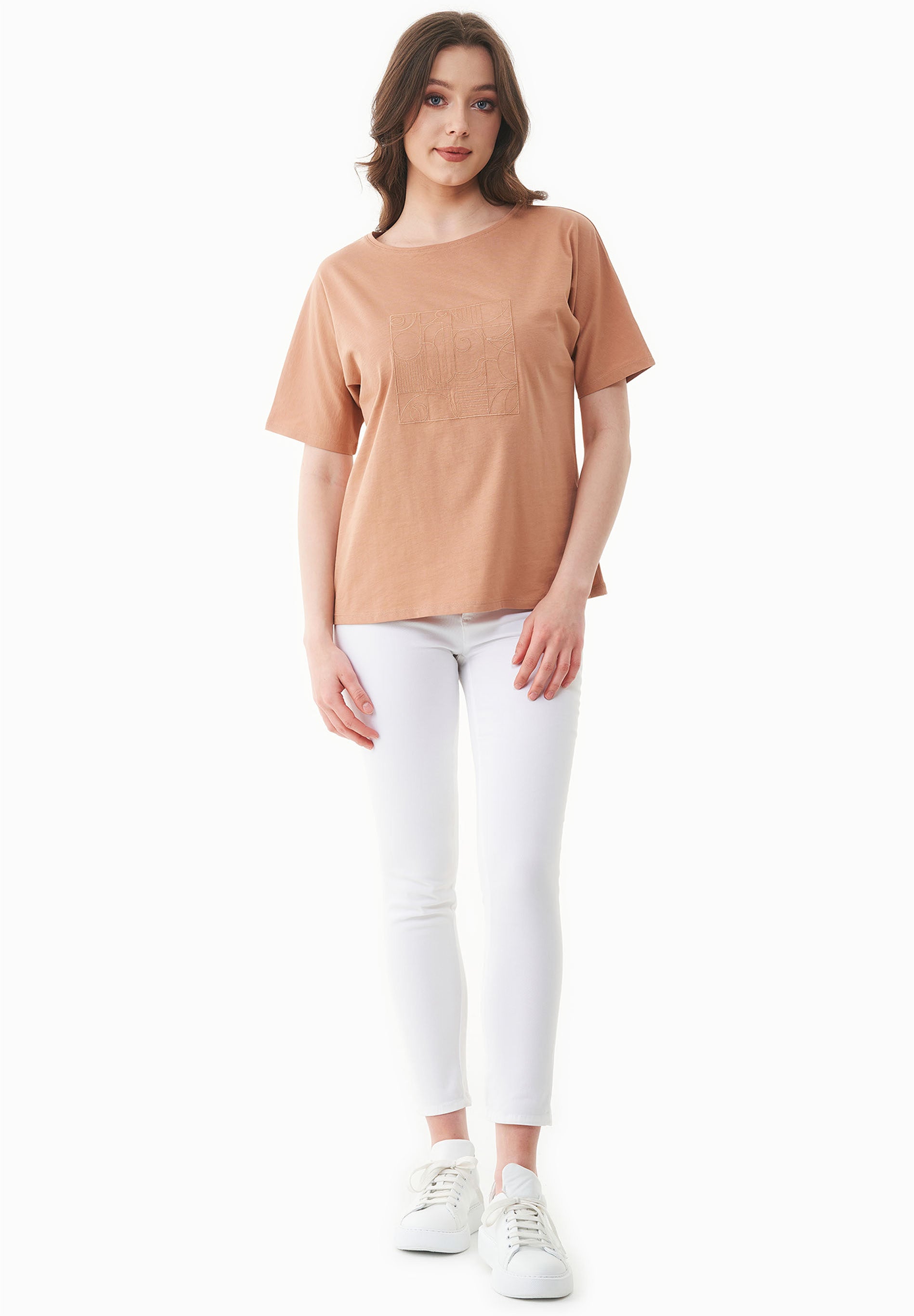 T-Shirt aus Bio-Baumwolle mit Stickerei