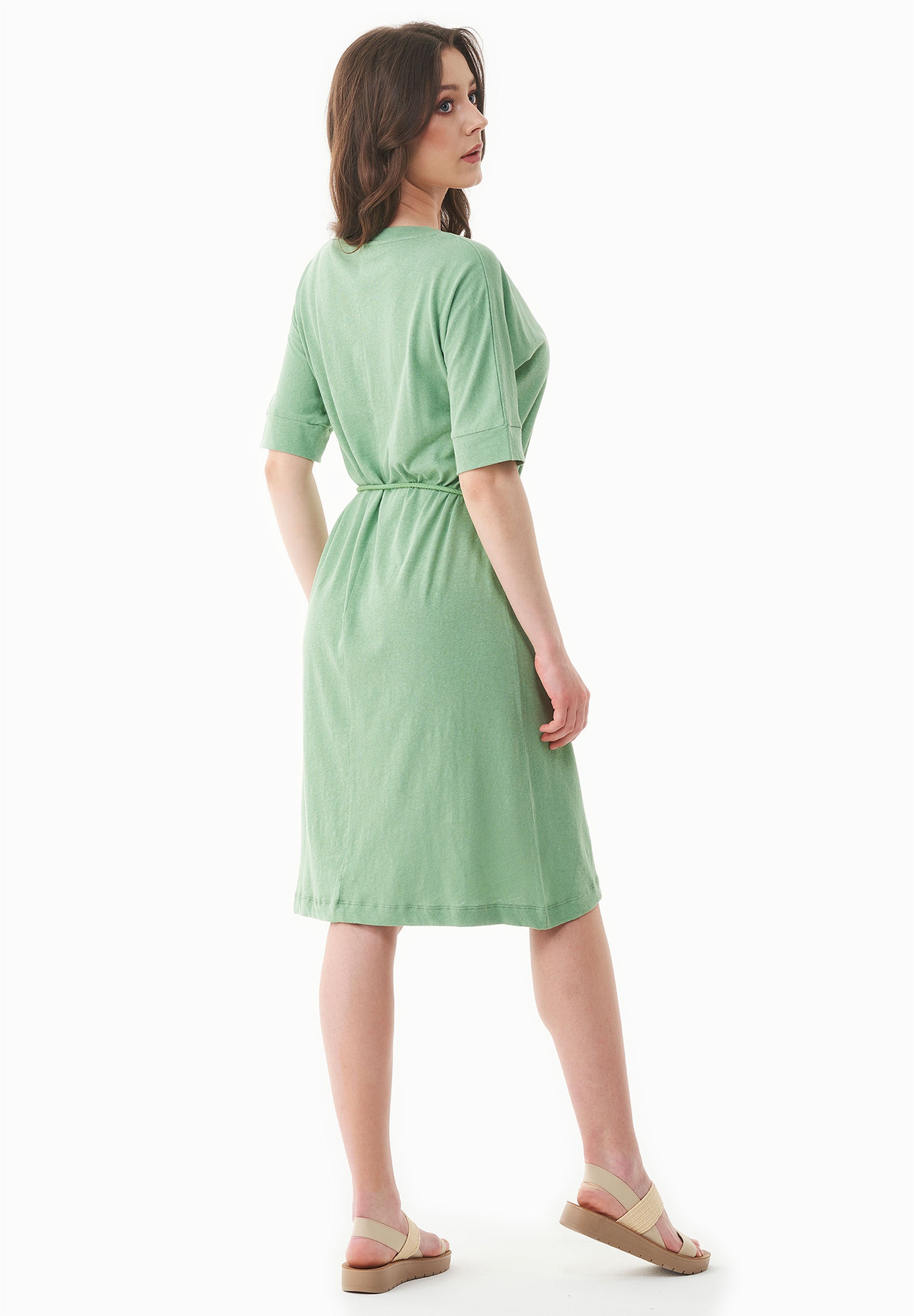 Jerseykleid aus Bio-Baumwolle und Leinen
