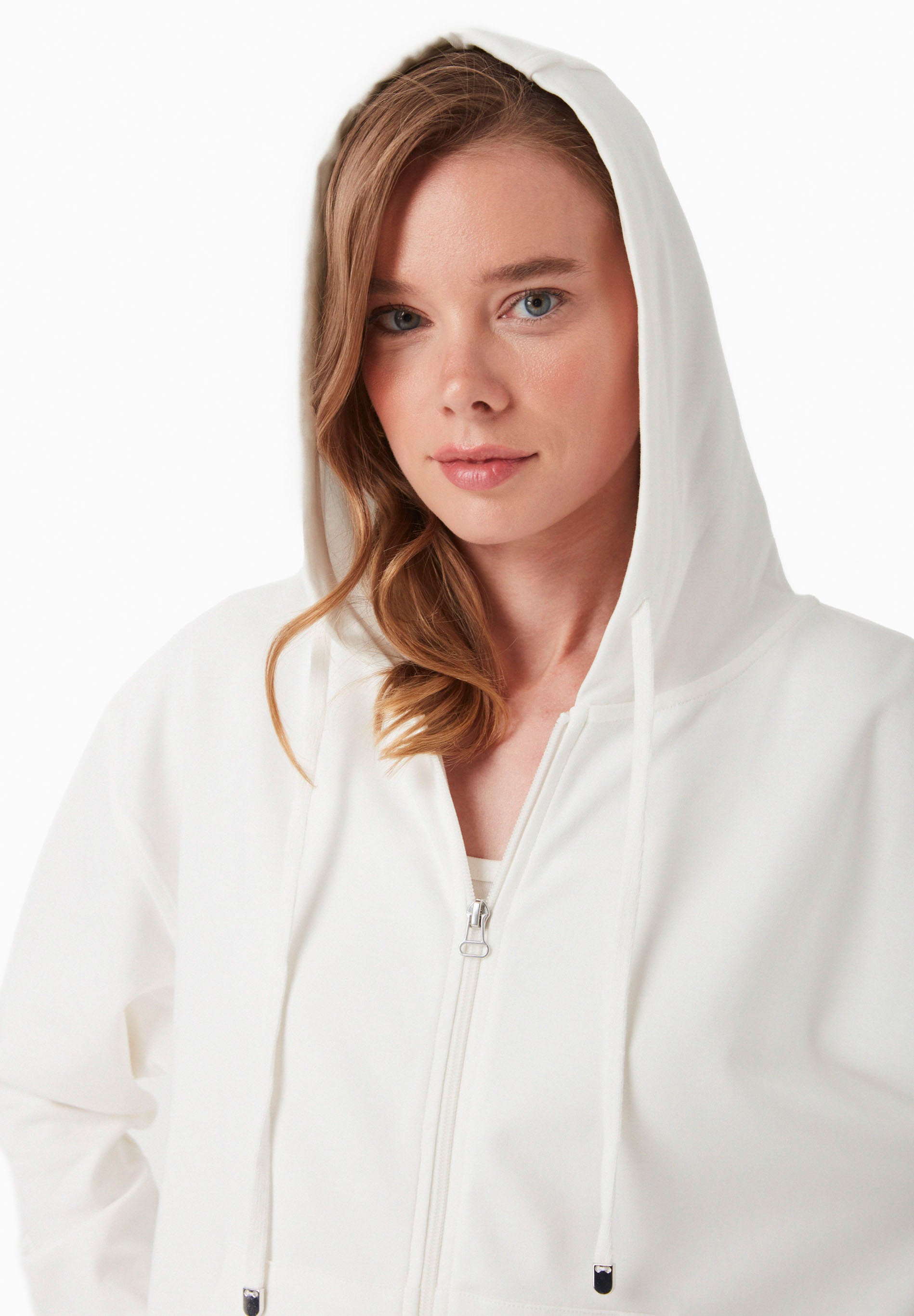 Sweatjacke aus TENCEL™ Modal und Bio-Baumwolle