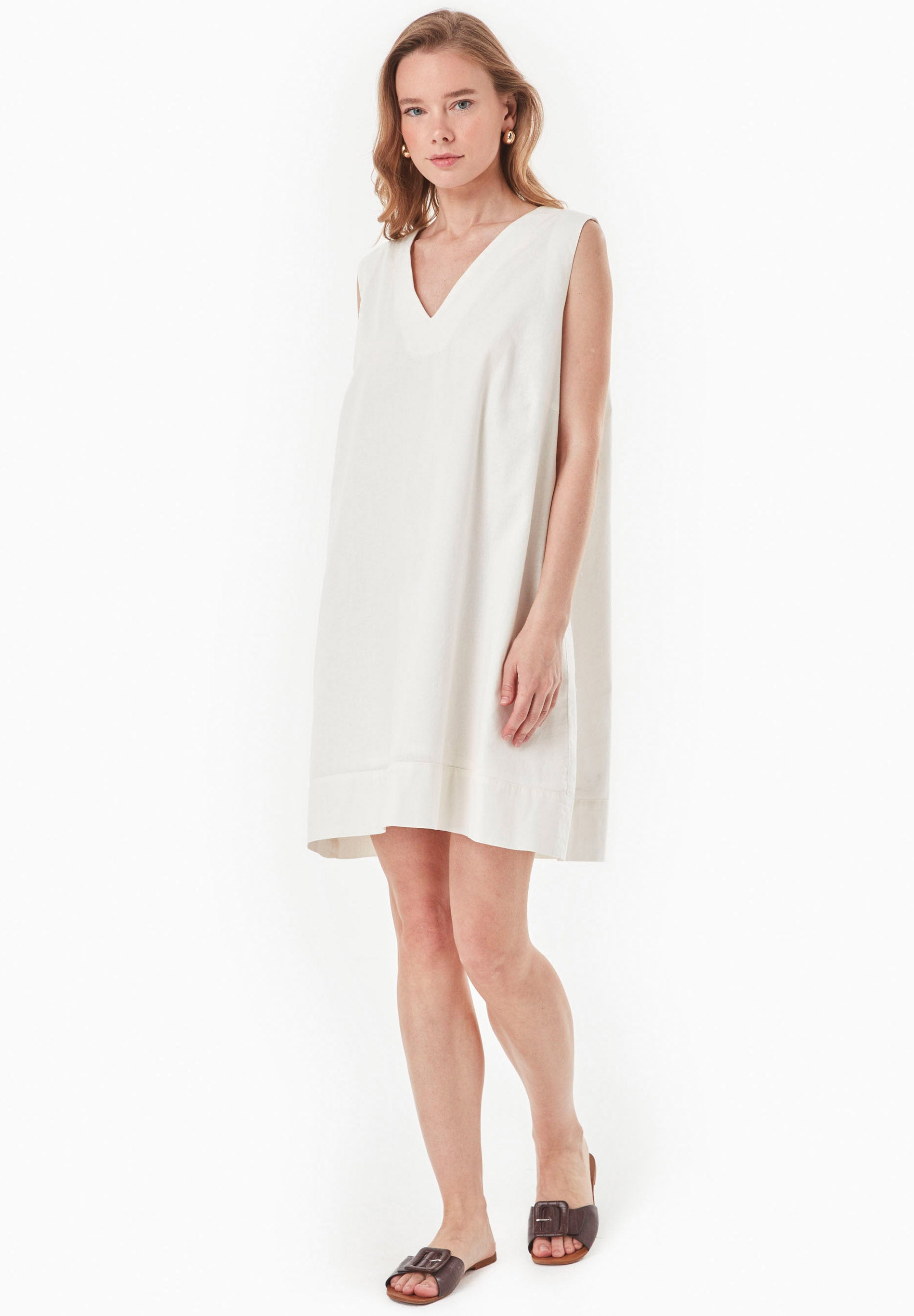 Kleid aus Bio-Baumwolle und Leinen