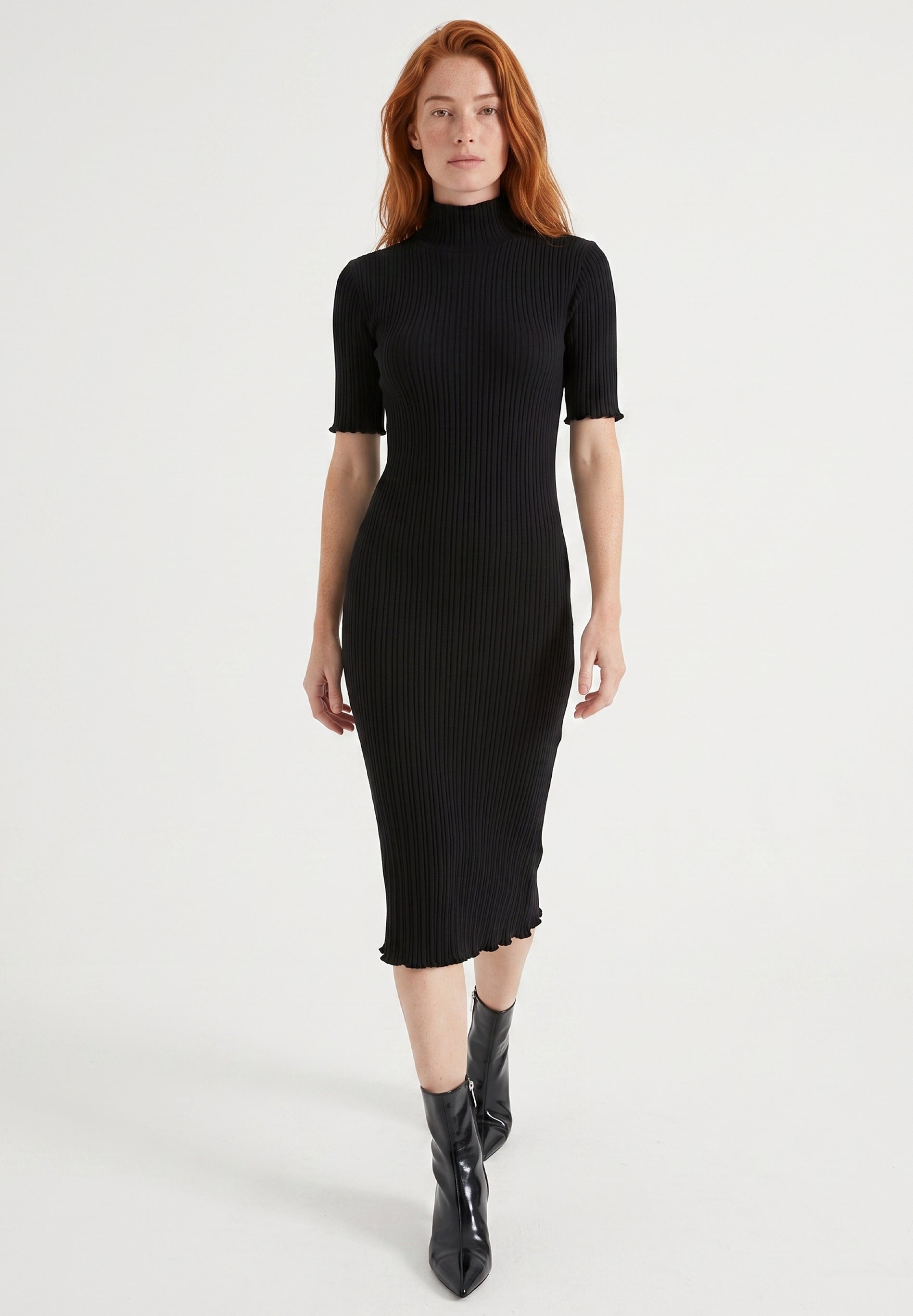 Kleid aus Bio-Baumwolle im Rippstrick