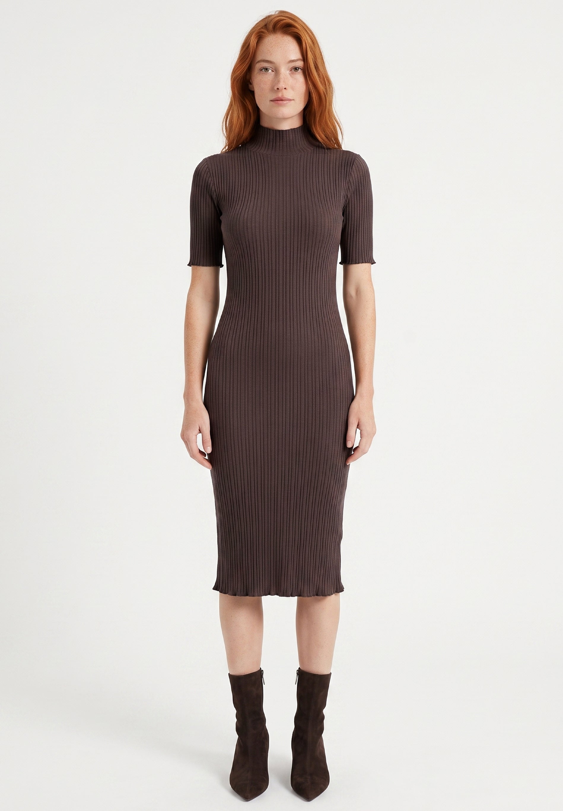 Kleid aus Bio-Baumwolle im Rippstrick