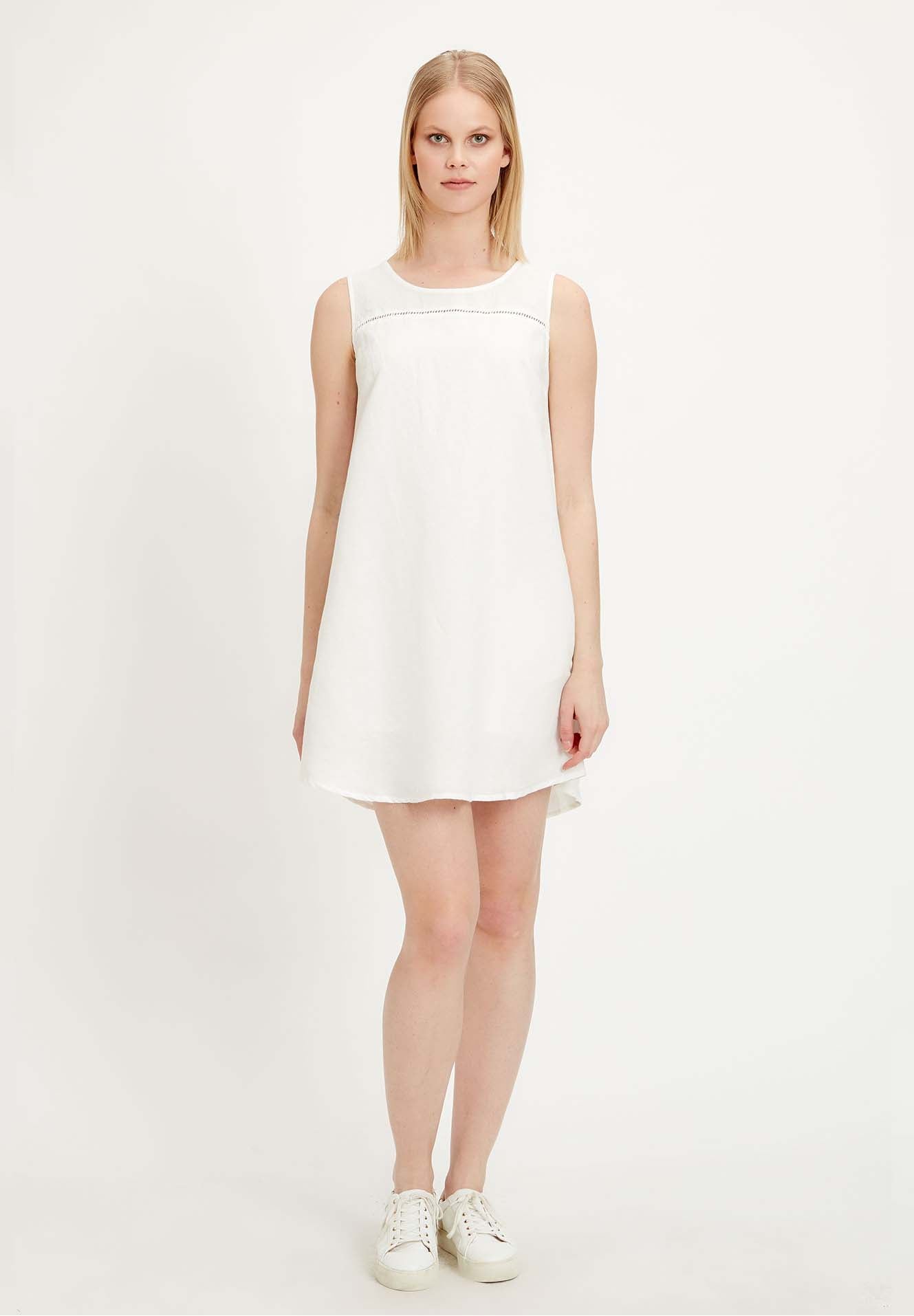 Kleid aus Leinen-Mix