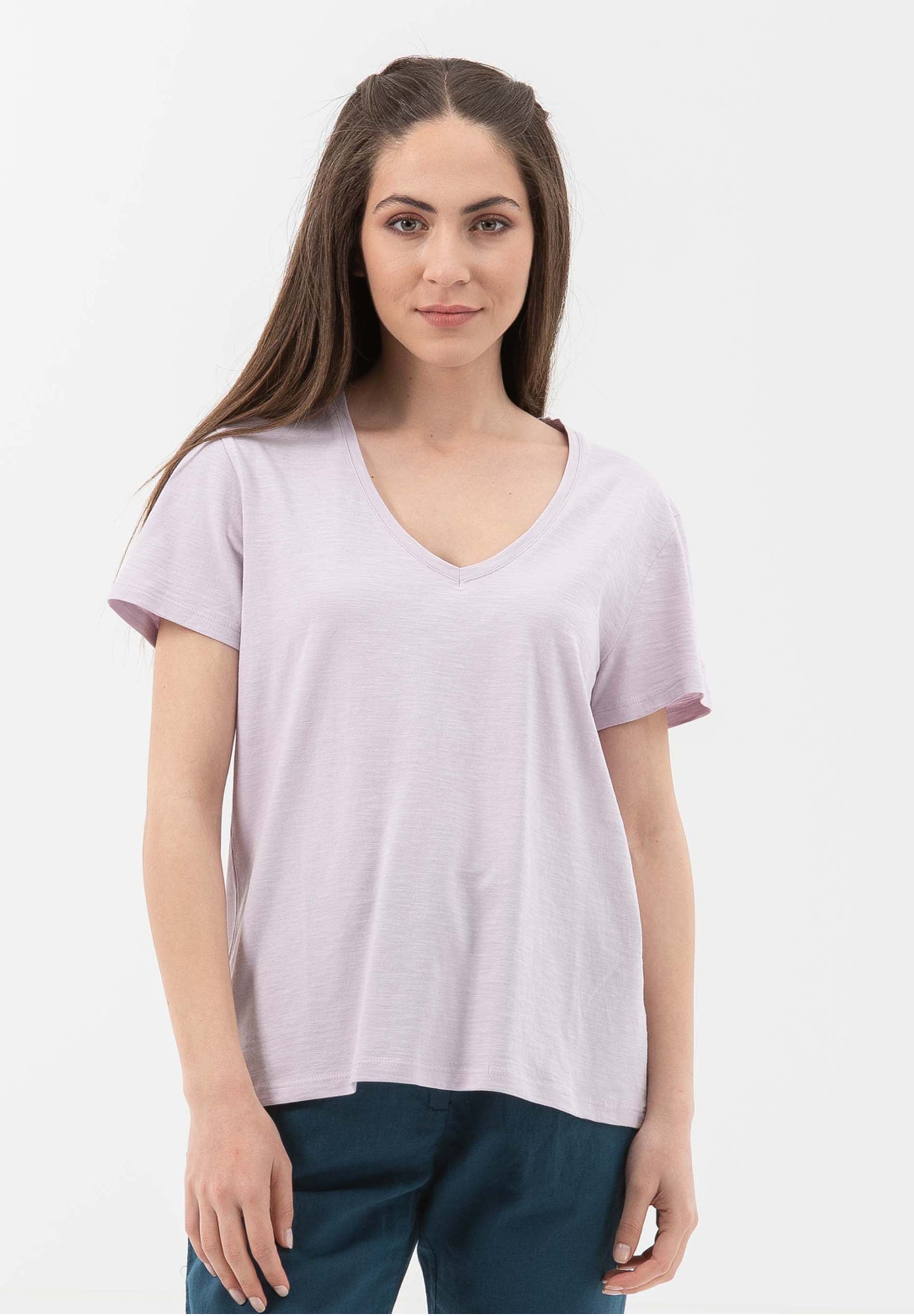 Basic T-Shirt aus Bio-Baumwolle mit V-Ausschnitt