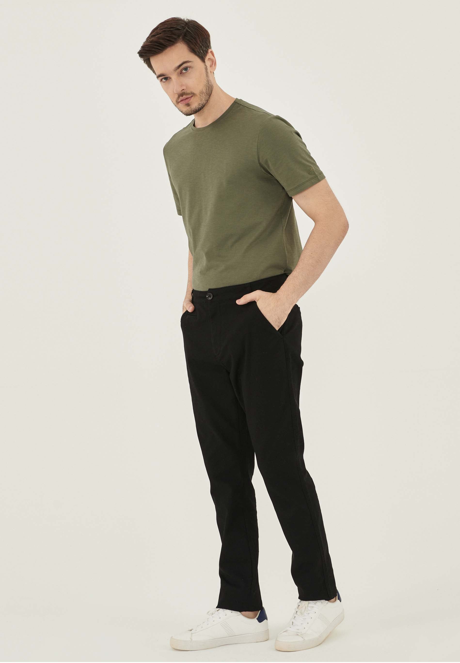 Slim Chino-Hose aus Bio-Baumwolle