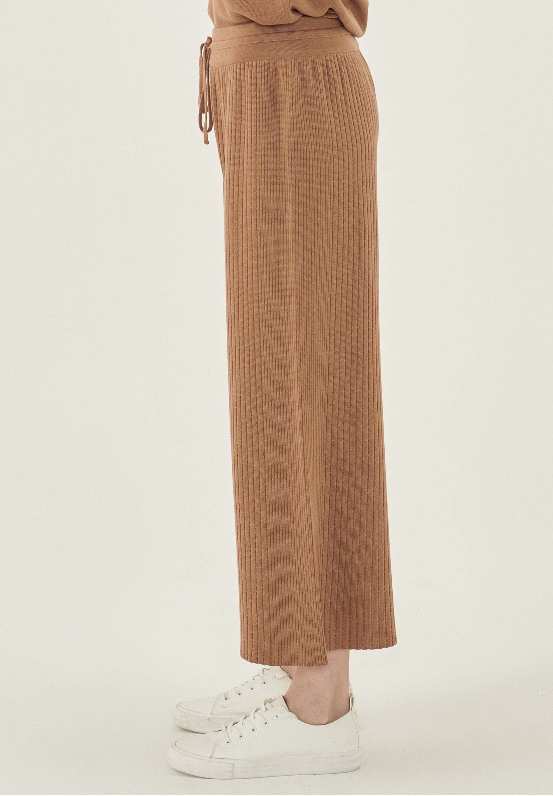 Gerippte Strickhose aus TENCEL™ Lyocell