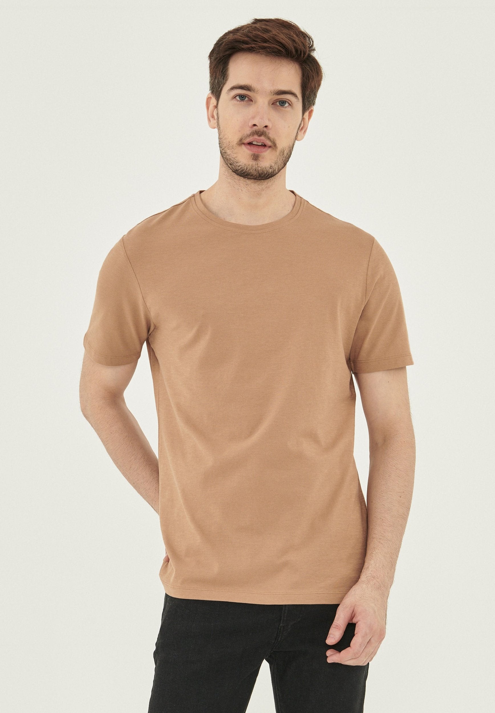 Basic T-Shirt aus Bio-Baumwolle