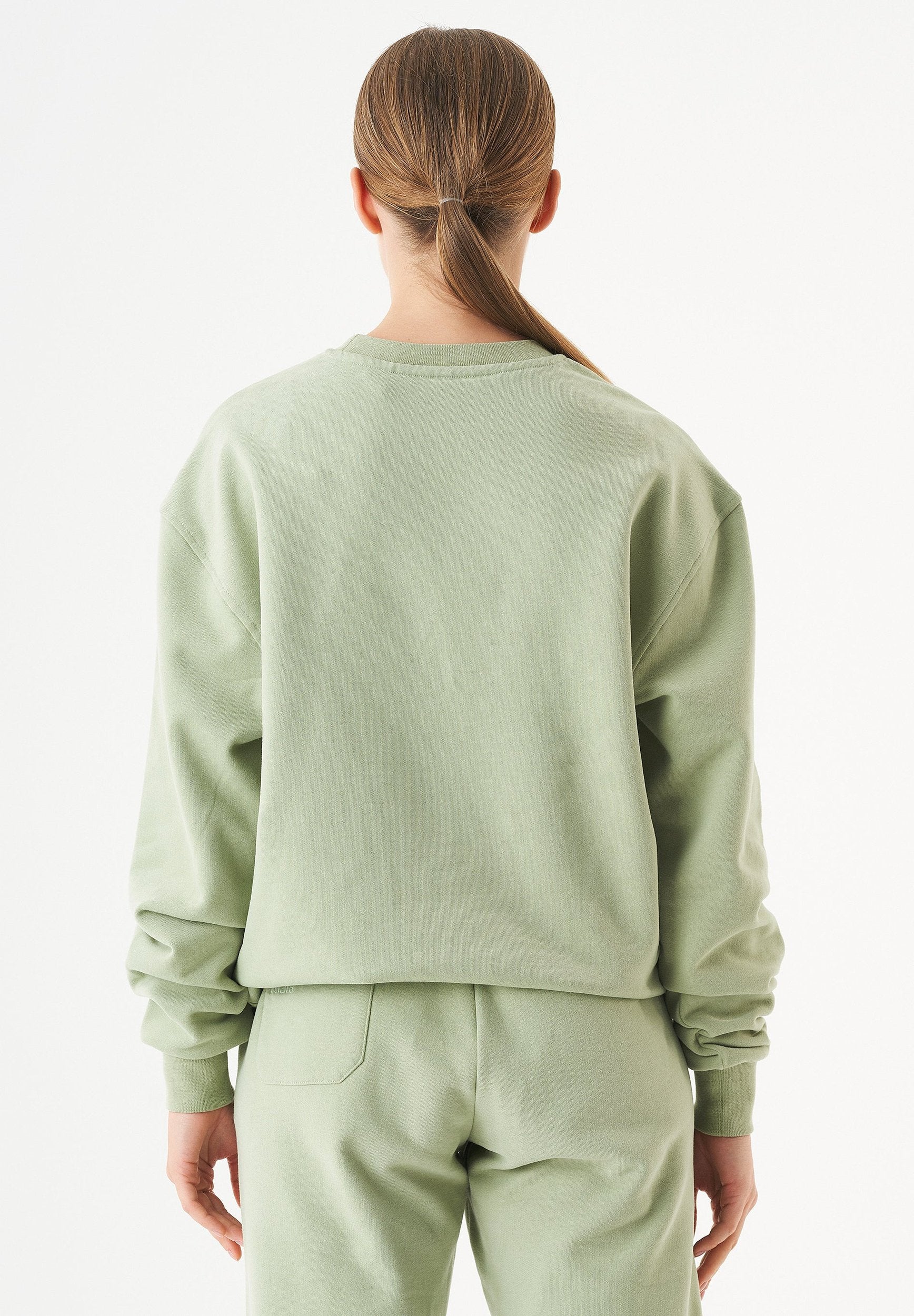 ESSENTIALS-BELLO- Unisex Soft Touch Sweatshirt aus Bio-Baumwolle