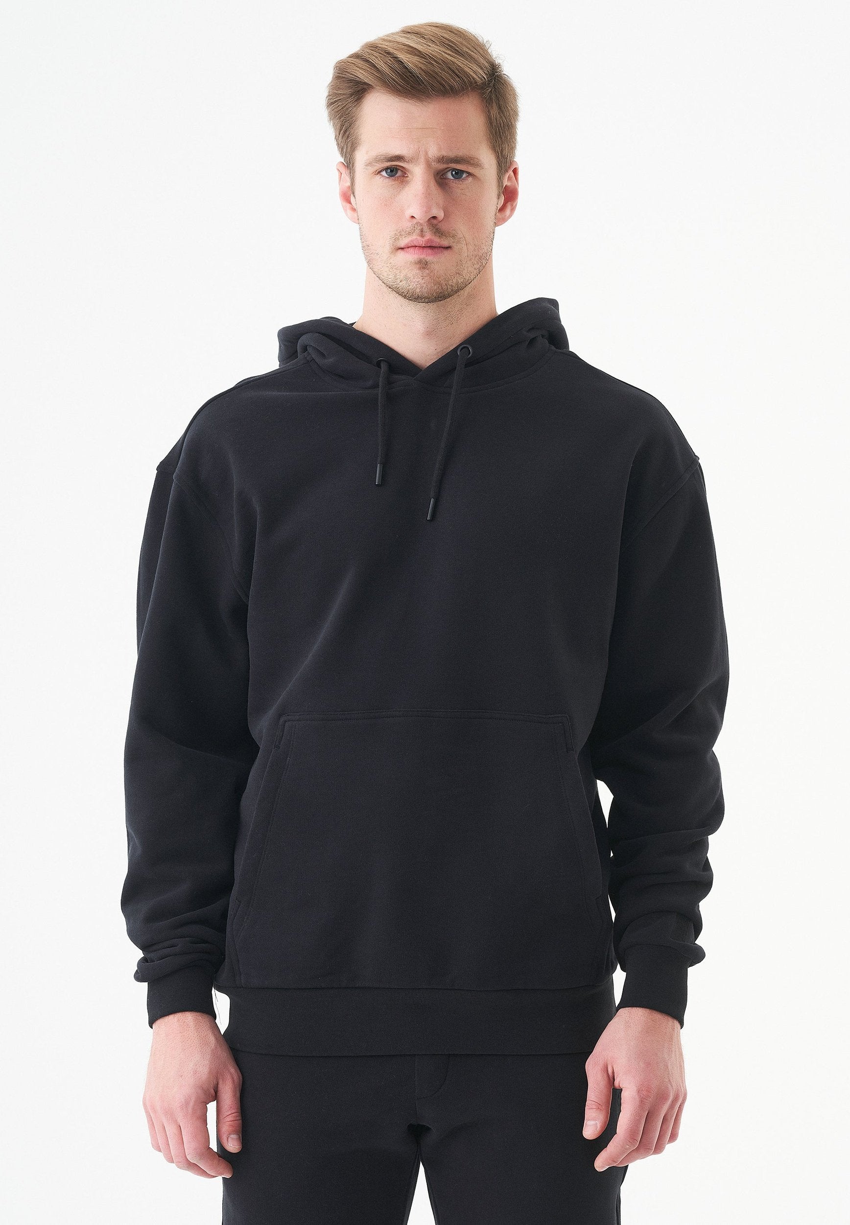 ESSENTIALS HALKI | Unisex Soft Touch Hoodie aus Bio-Baumwolle