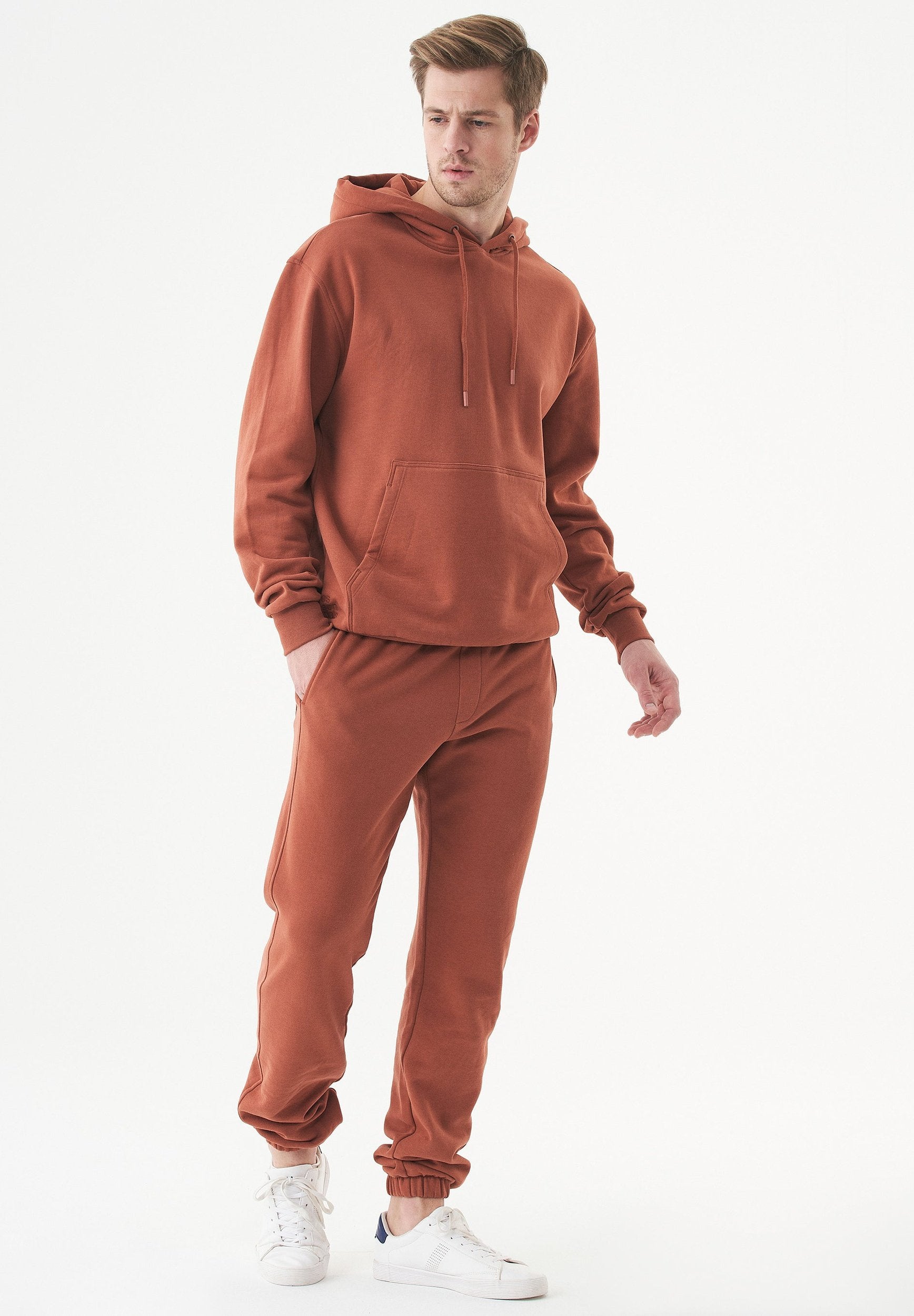 ESSENTIALS HALKI | Unisex Soft Touch Hoodie aus Bio-Baumwolle