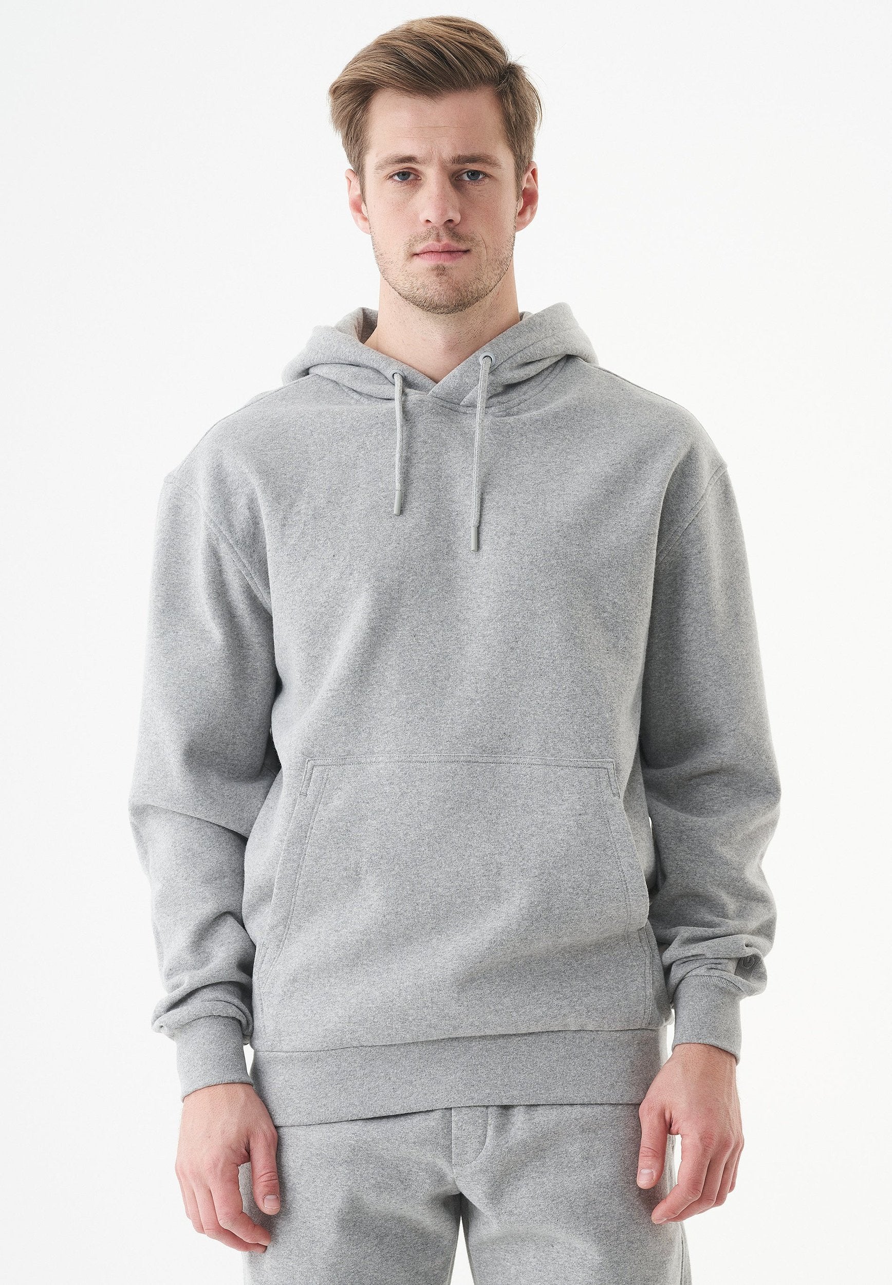 ESSENTIALS HALKI | Unisex Soft Touch Hoodie aus Bio-Baumwolle