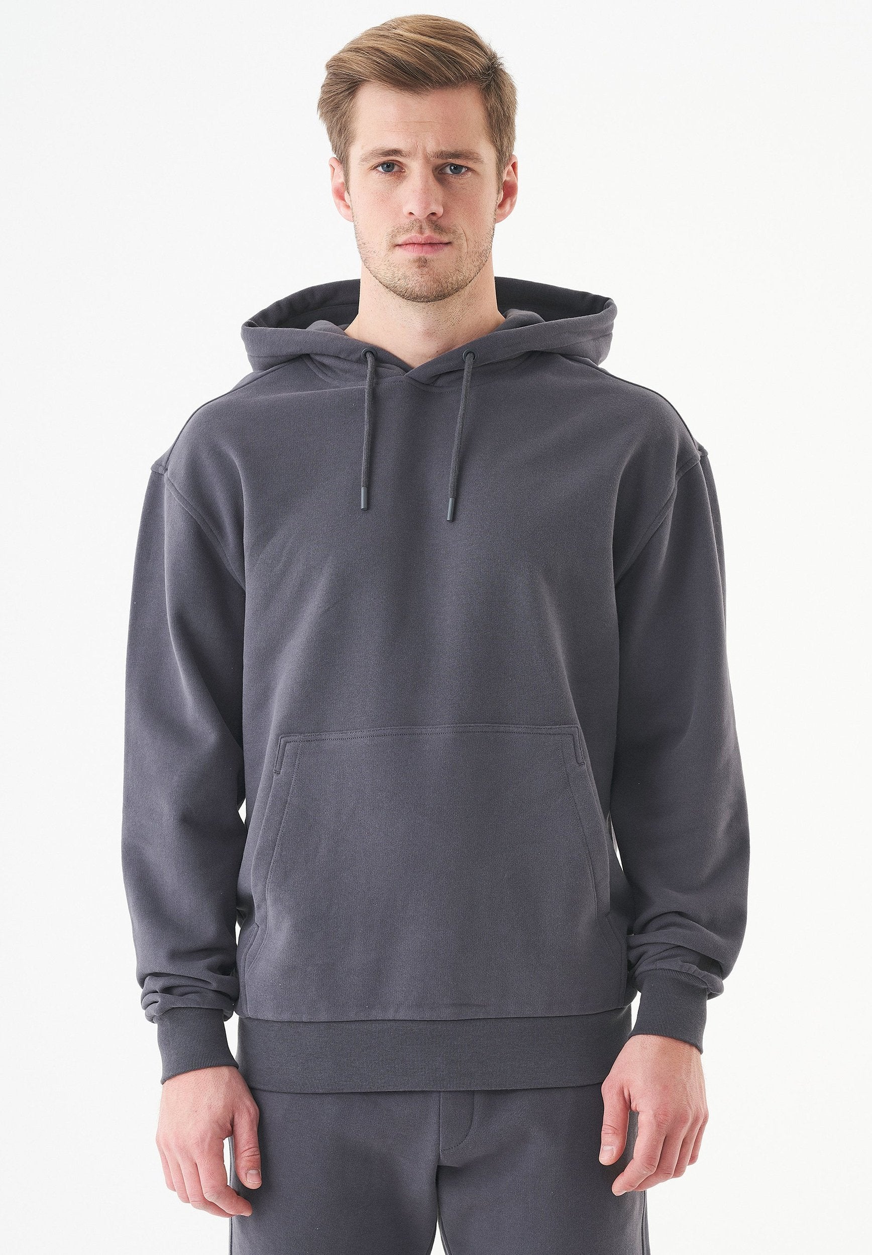 ESSENTIALS HALKI | Unisex Soft Touch Hoodie aus Bio-Baumwolle