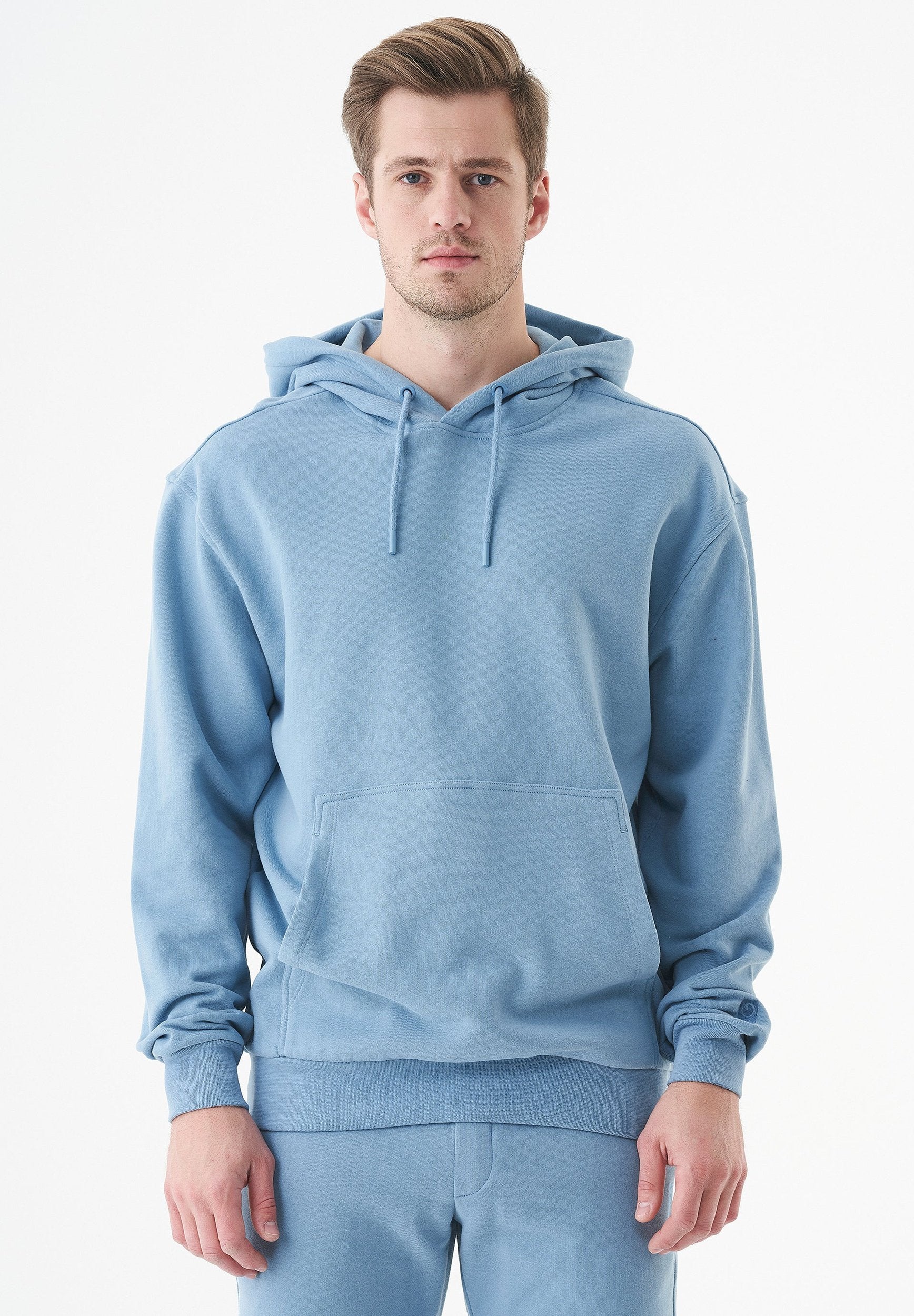 ESSENTIALS HALKI | Unisex Soft Touch Hoodie aus Bio-Baumwolle