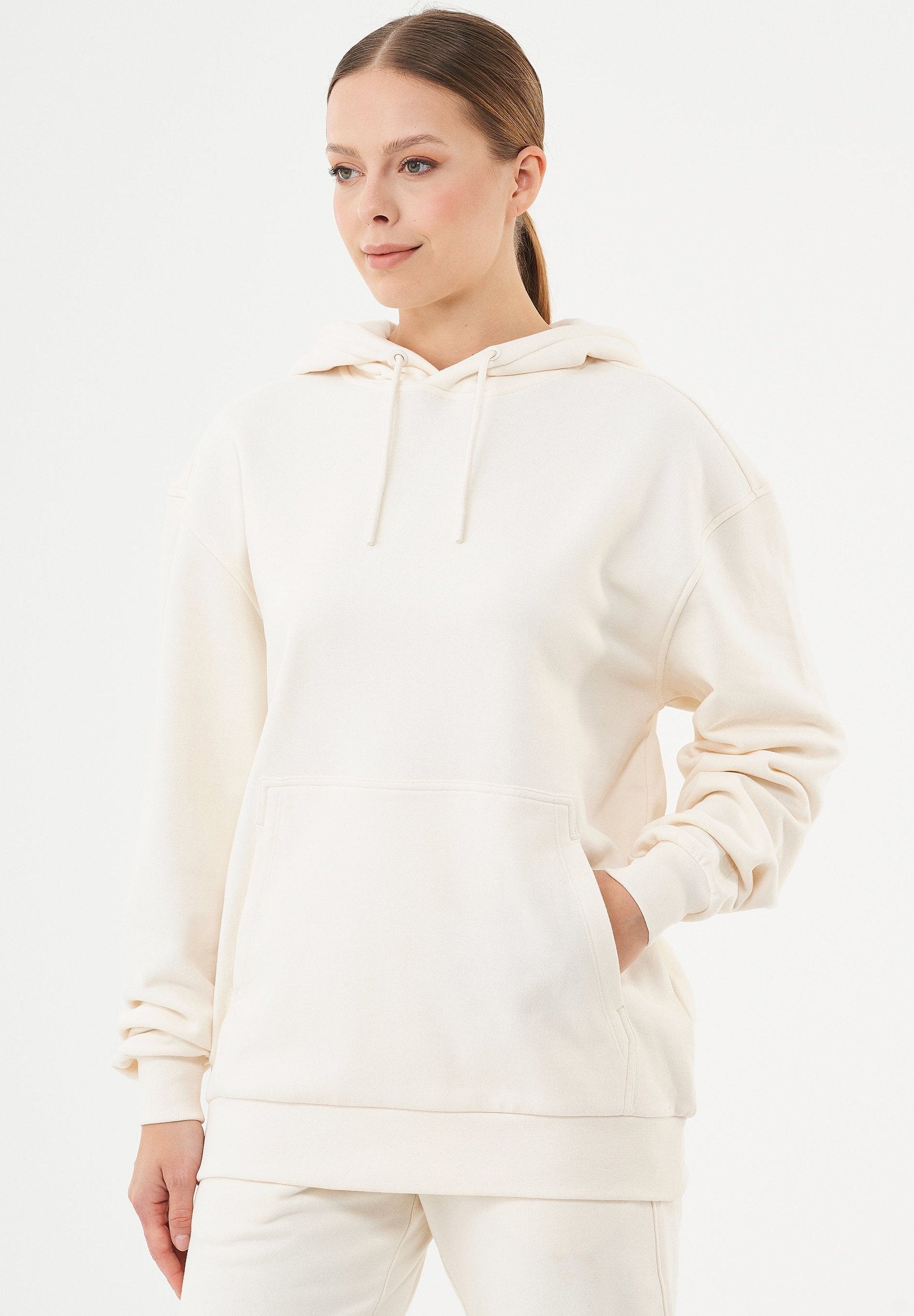 ESSENTIALS HALKI | Unisex Soft Touch Hoodie aus Bio-Baumwolle