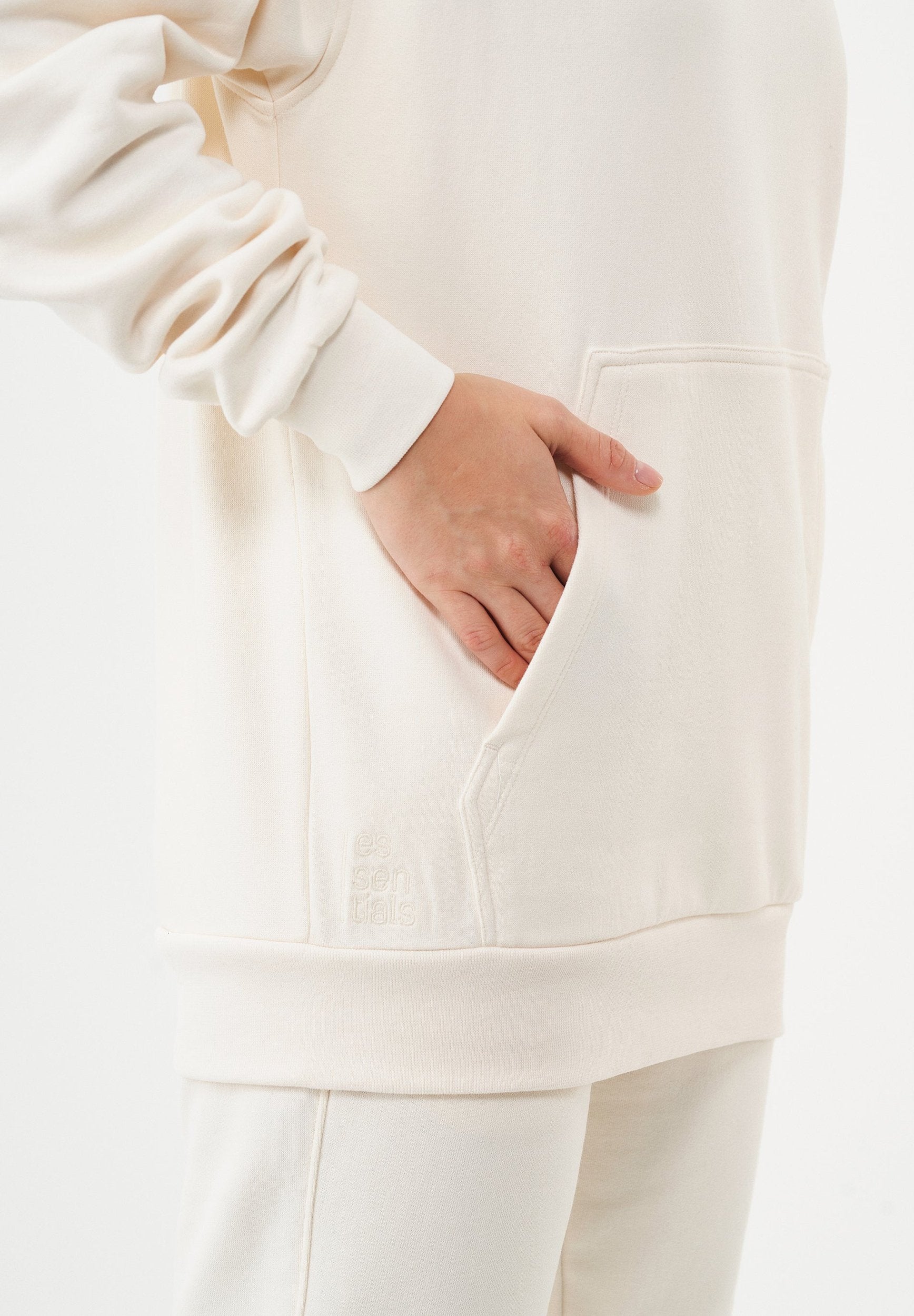 ESSENTIALS HALKI | Unisex Soft Touch Hoodie aus Bio-Baumwolle