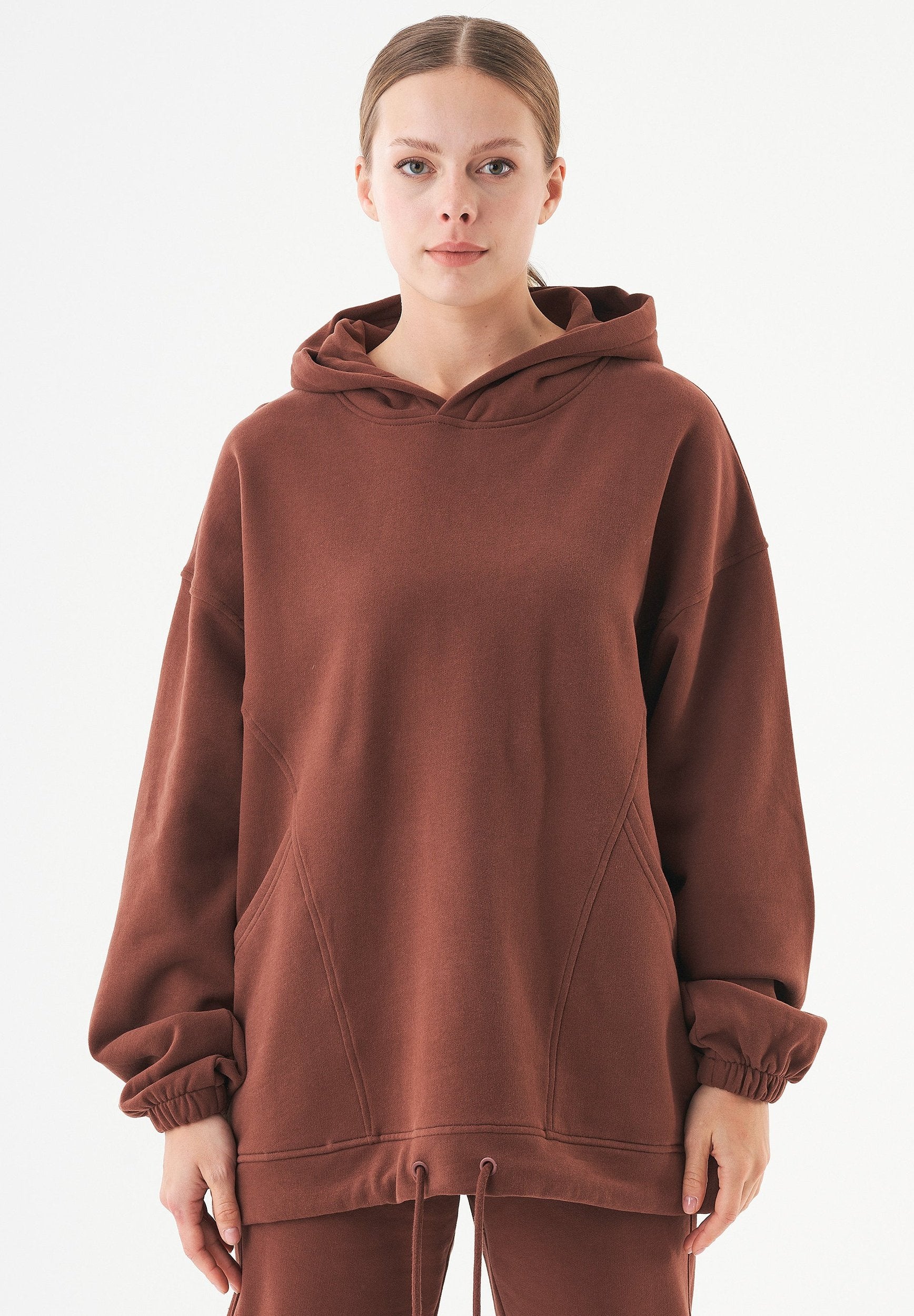 ESSENTIALS-HANDE- Soft Touch Oversize Hoodie aus Bio-Baumwolle