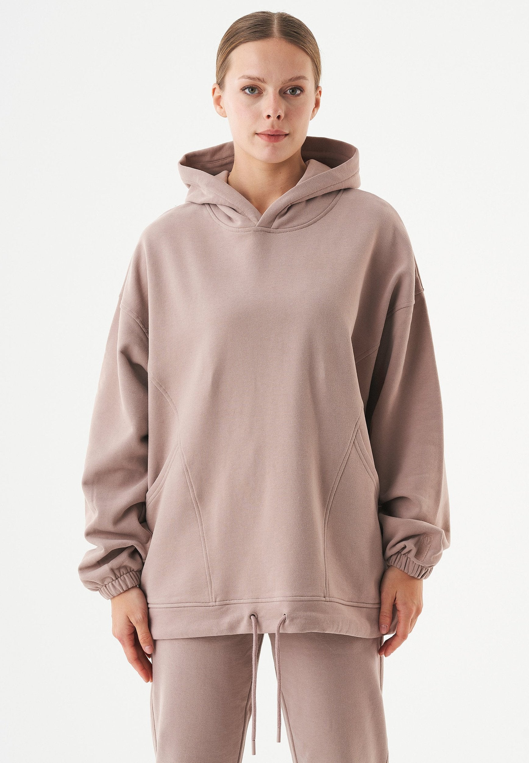 ESSENTIALS-HANDE- Soft Touch Oversize Hoodie aus Bio-Baumwolle