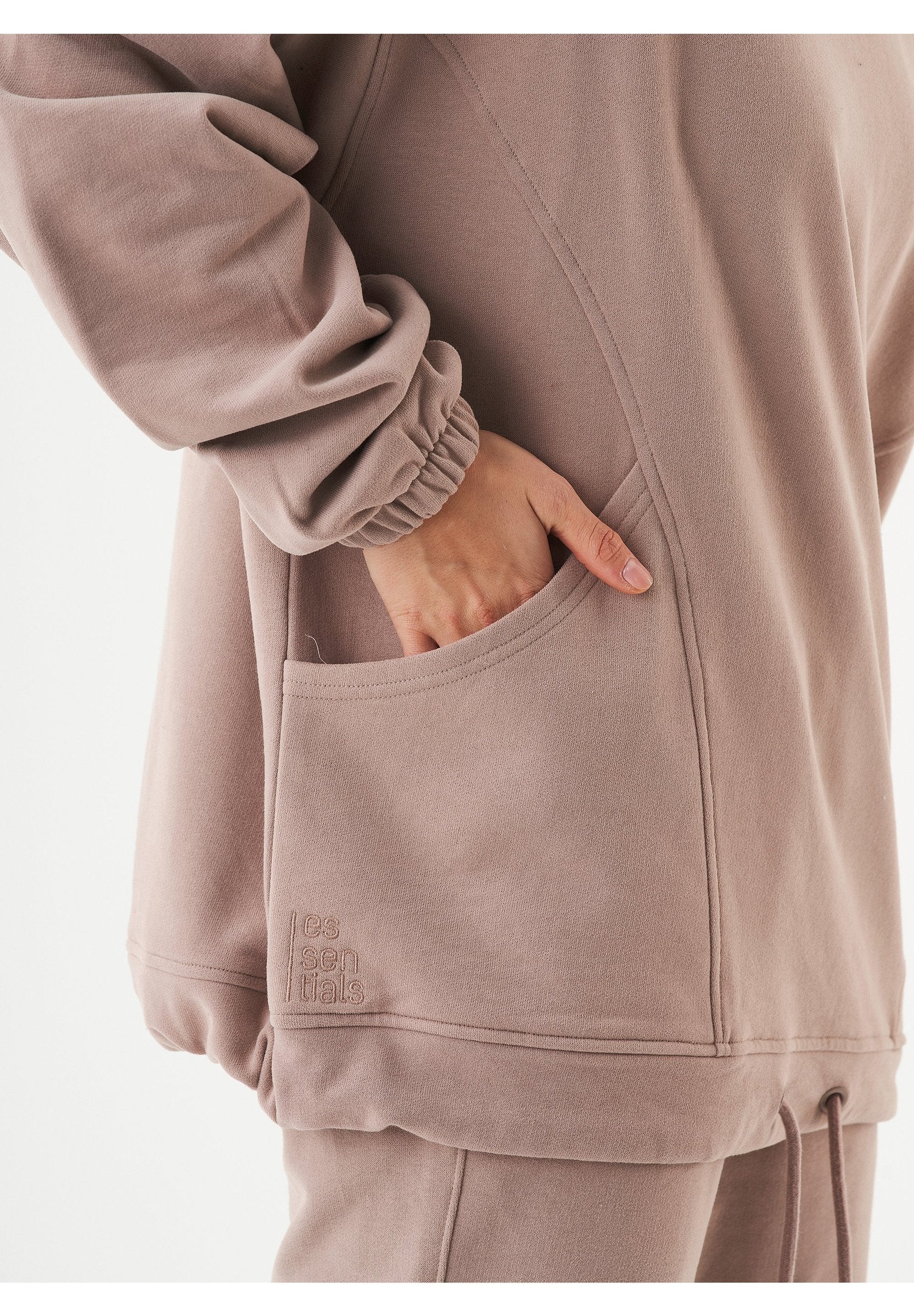ESSENTIALS-HANDE- Soft Touch Oversize Hoodie aus Bio-Baumwolle