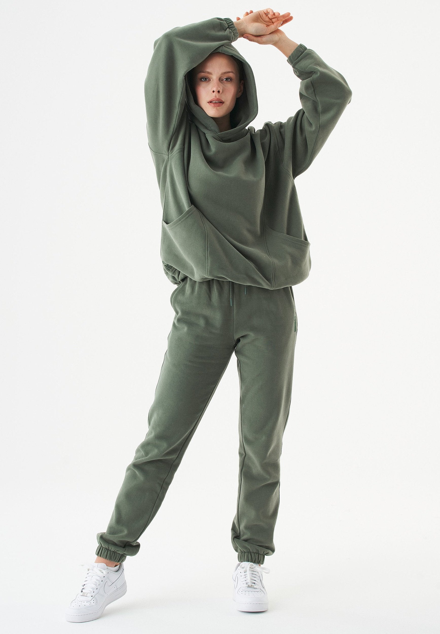 ESSENTIALS-HANDE- Soft Touch Oversize Hoodie aus Bio-Baumwolle