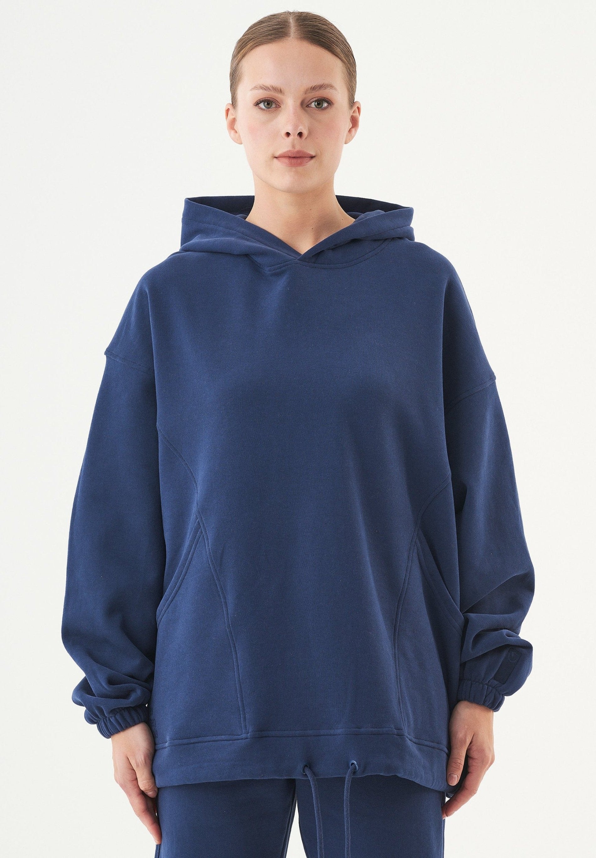 HANDE- Soft Touch Oversize Hoodie aus Bio-Baumwolle