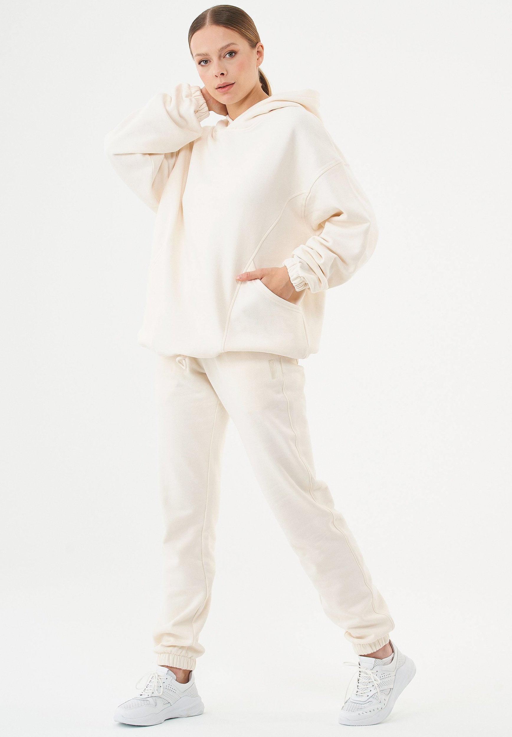 HANDE- Soft Touch Oversize Hoodie aus Bio-Baumwolle