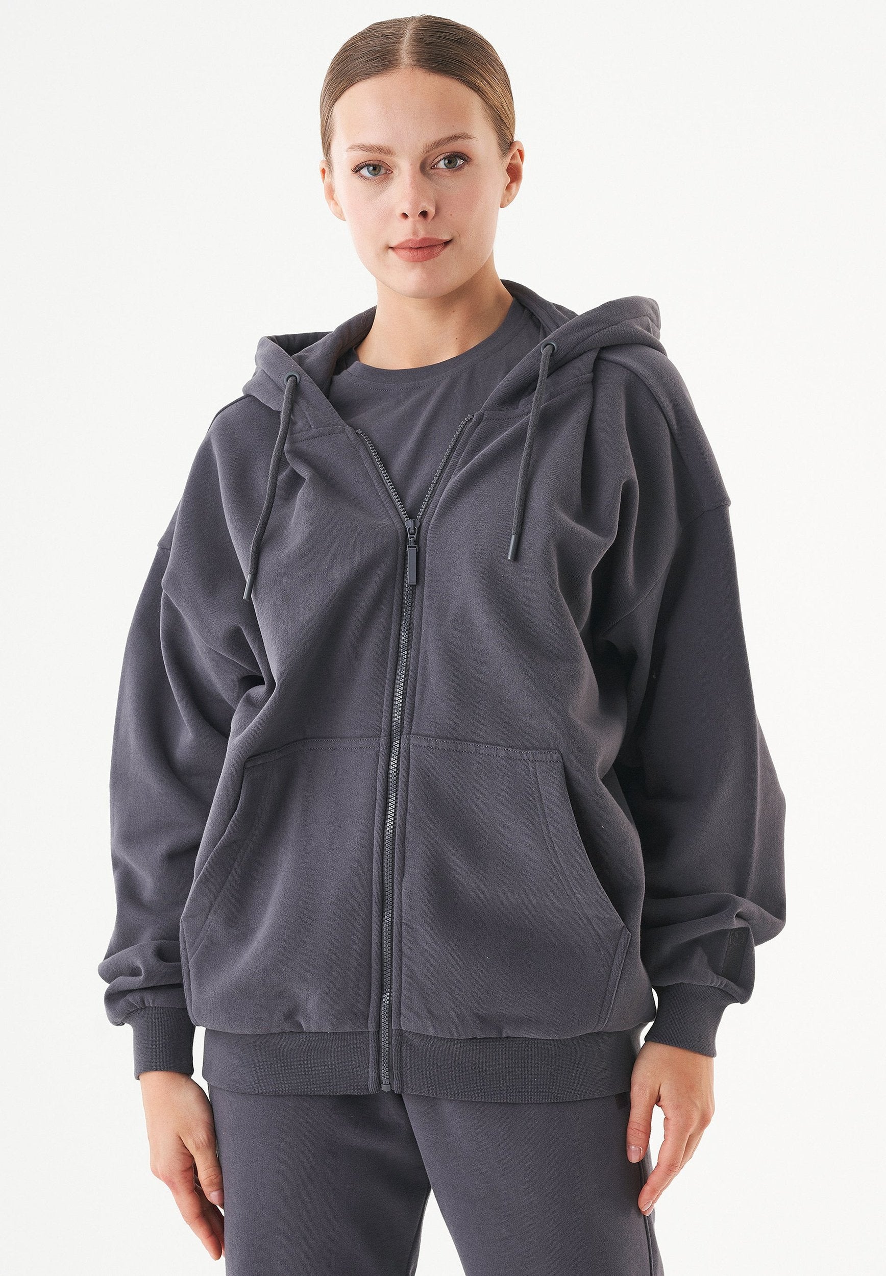 JALE Soft Touch Sweatjacke aus Bio-Baumwolle