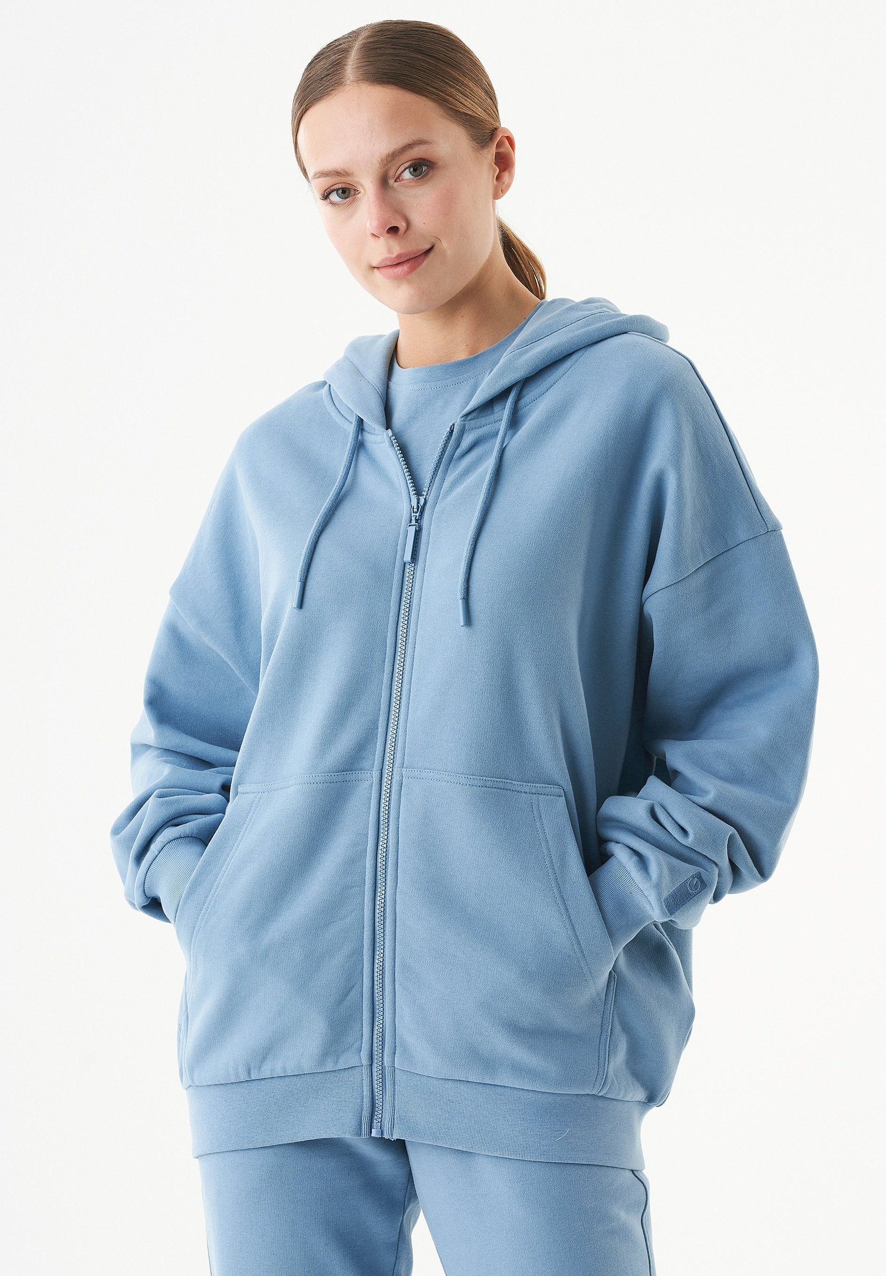 JALE Soft Touch Sweatjacke aus Bio-Baumwolle