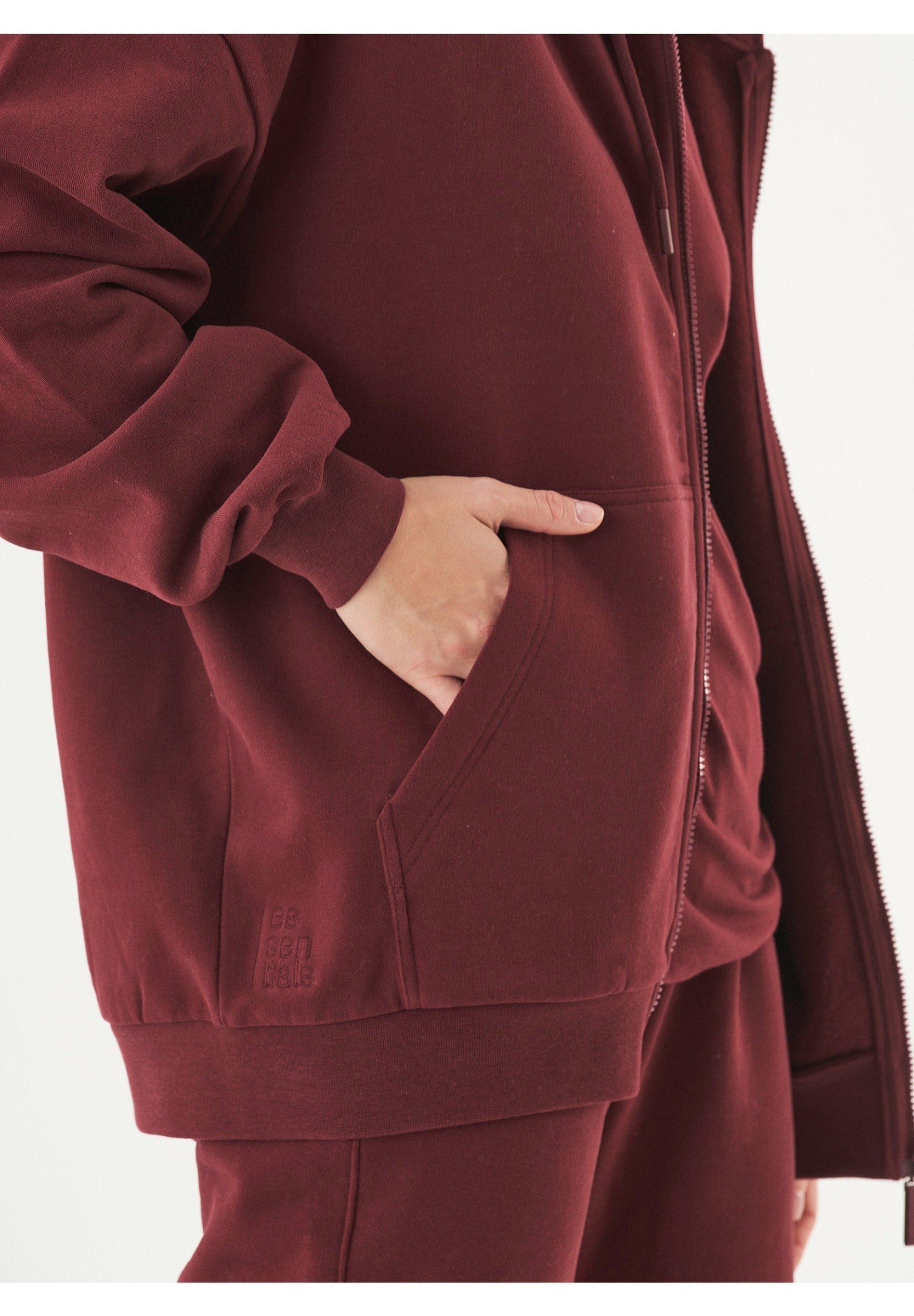 JALE- Soft Touch Sweatjacke aus Bio-Baumwolle