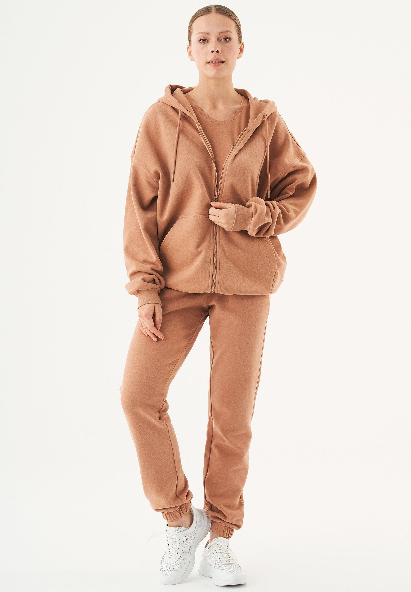 JALE Soft Touch Sweatjacke aus Bio-Baumwolle