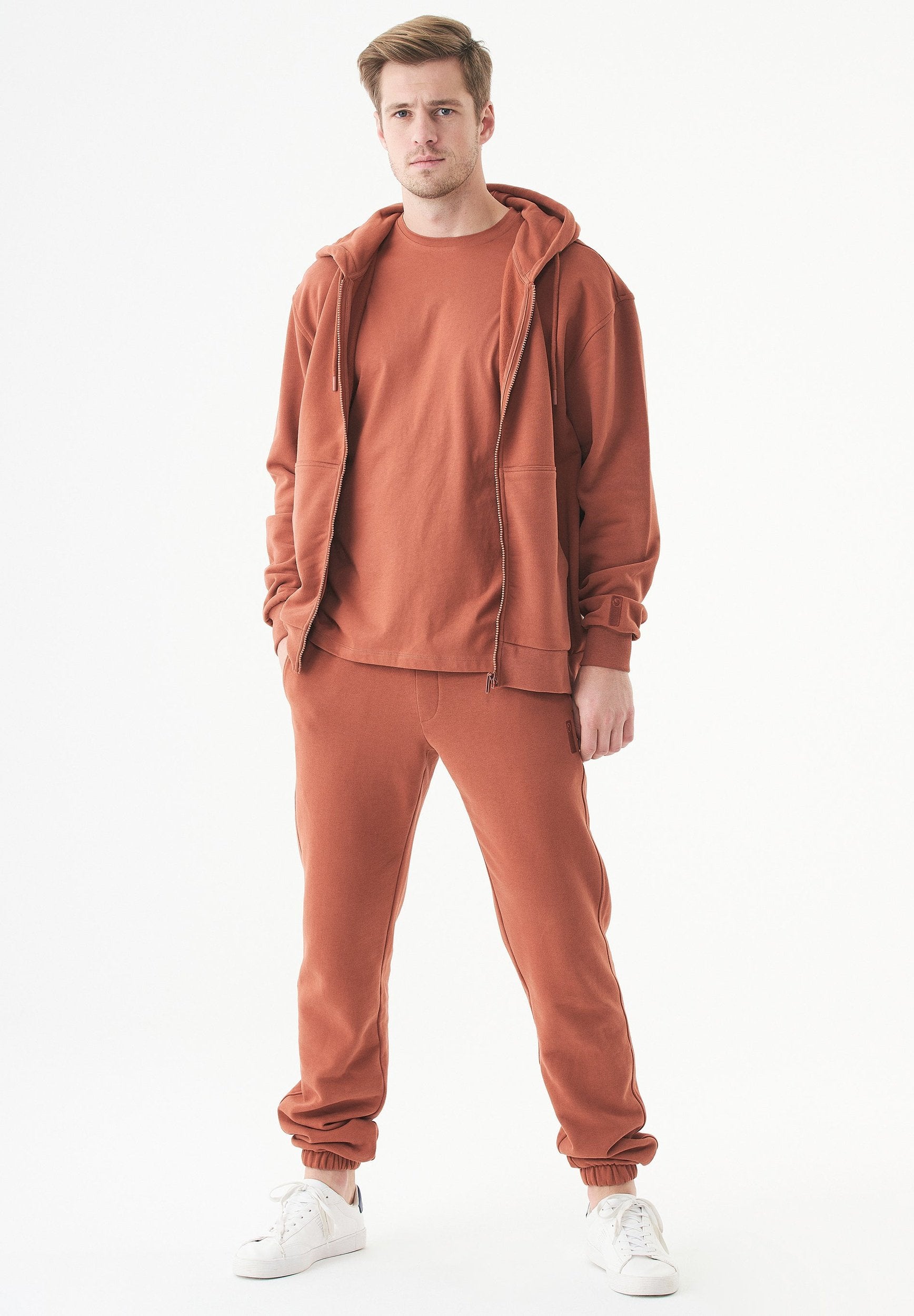 JUNDA Unisex Soft Touch Sweatjacke aus Bio-Baumwolle