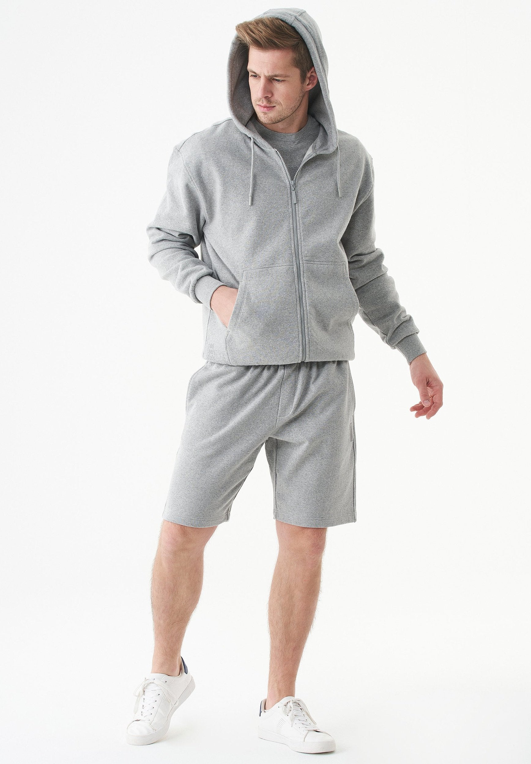 JUNDA Unisex Soft Touch Sweatjacke aus Bio-Baumwolle