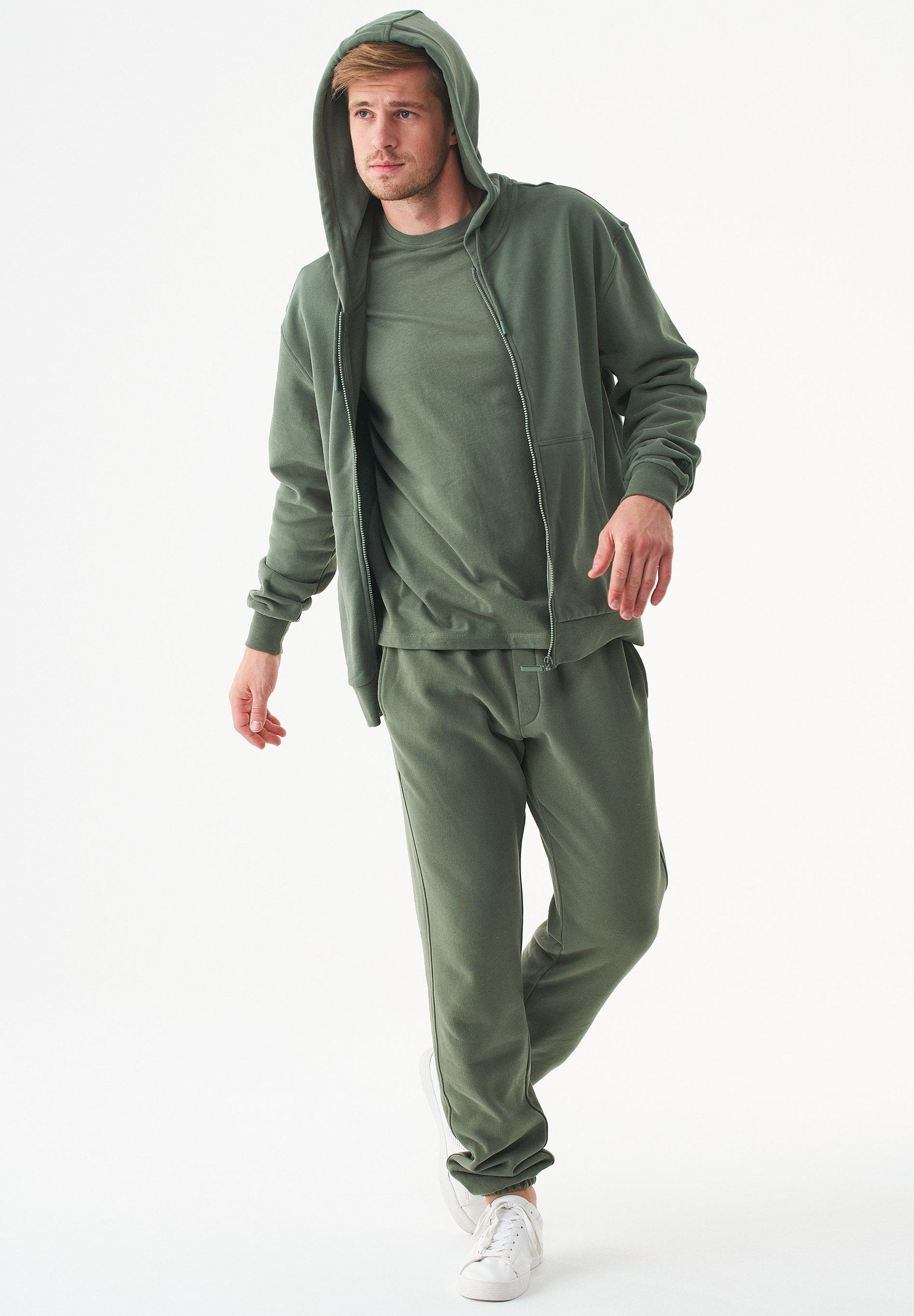 JUNDA Unisex Soft Touch Sweatjacke aus Bio-Baumwolle