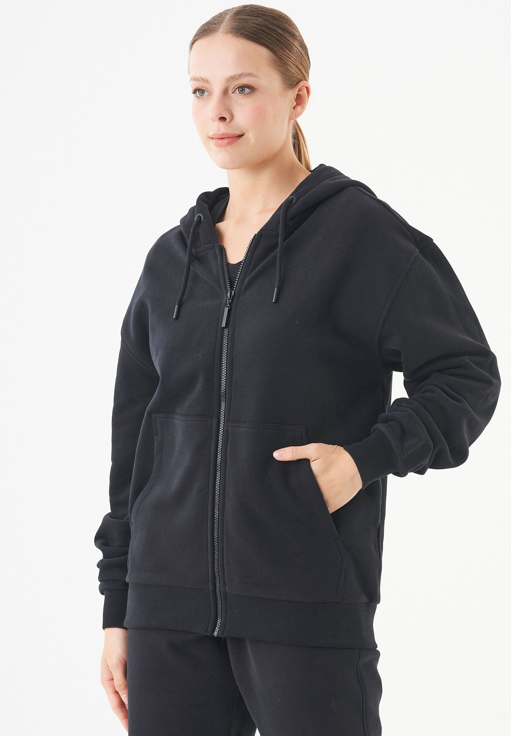 JUNDA Unisex Soft Touch Sweatjacke aus Bio-Baumwolle