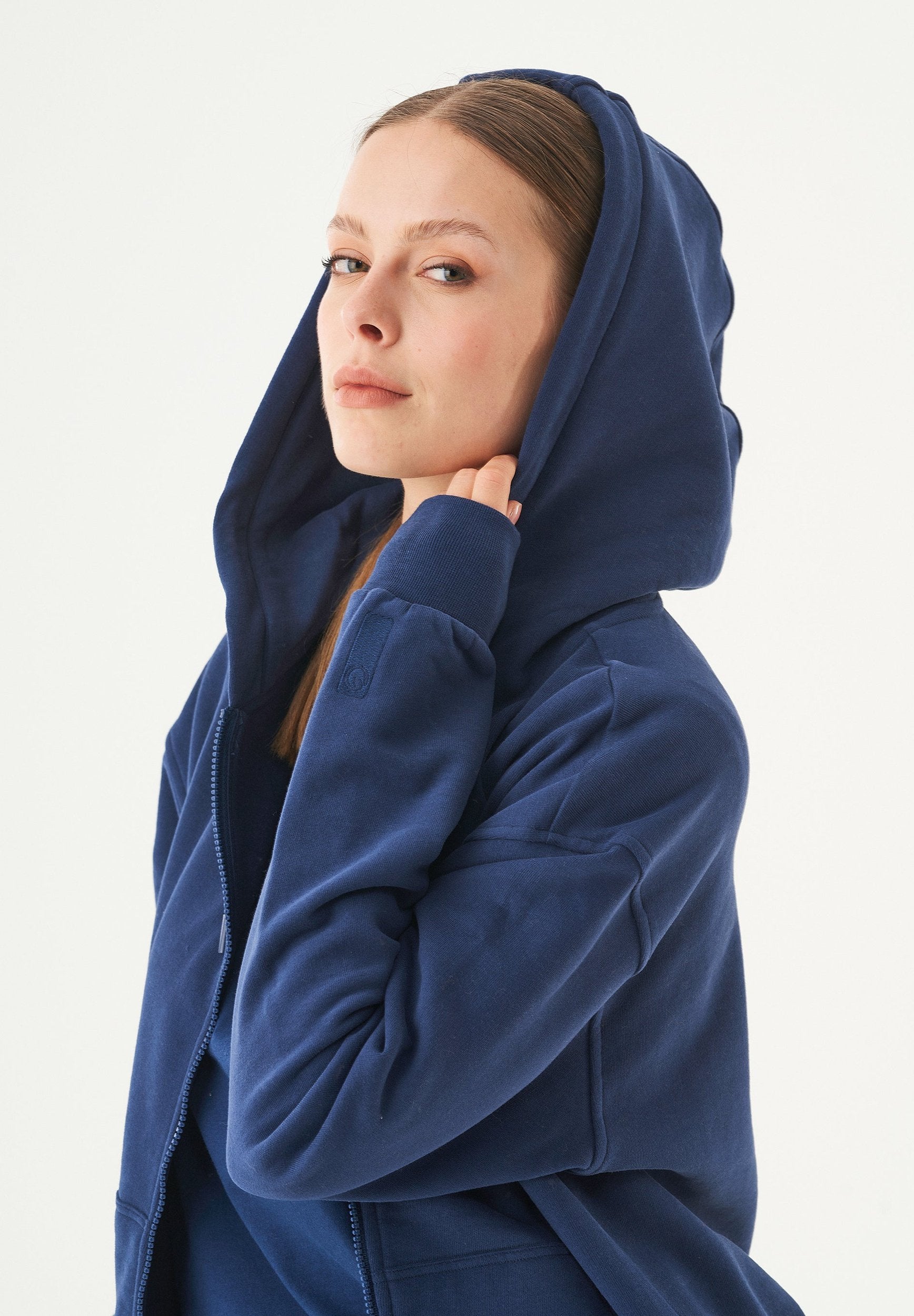 JUNDA Unisex Soft Touch Sweatjacke aus Bio-Baumwolle