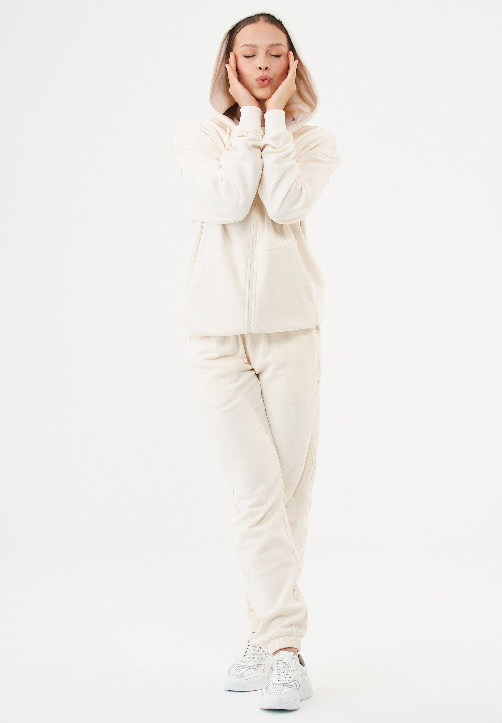 JUNDA Unisex Soft Touch Sweatjacke aus Bio-Baumwolle