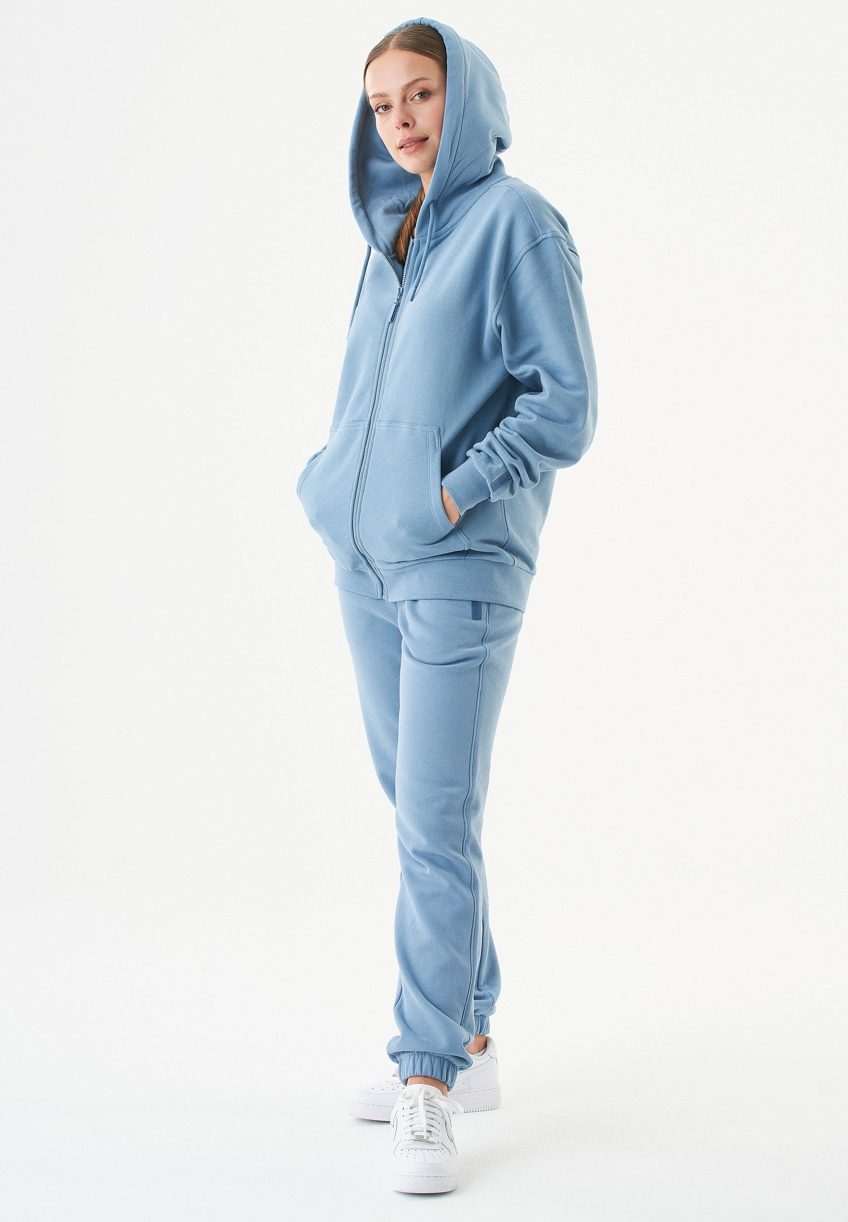 JUNDA Unisex Soft Touch Sweatjacke aus Bio-Baumwolle