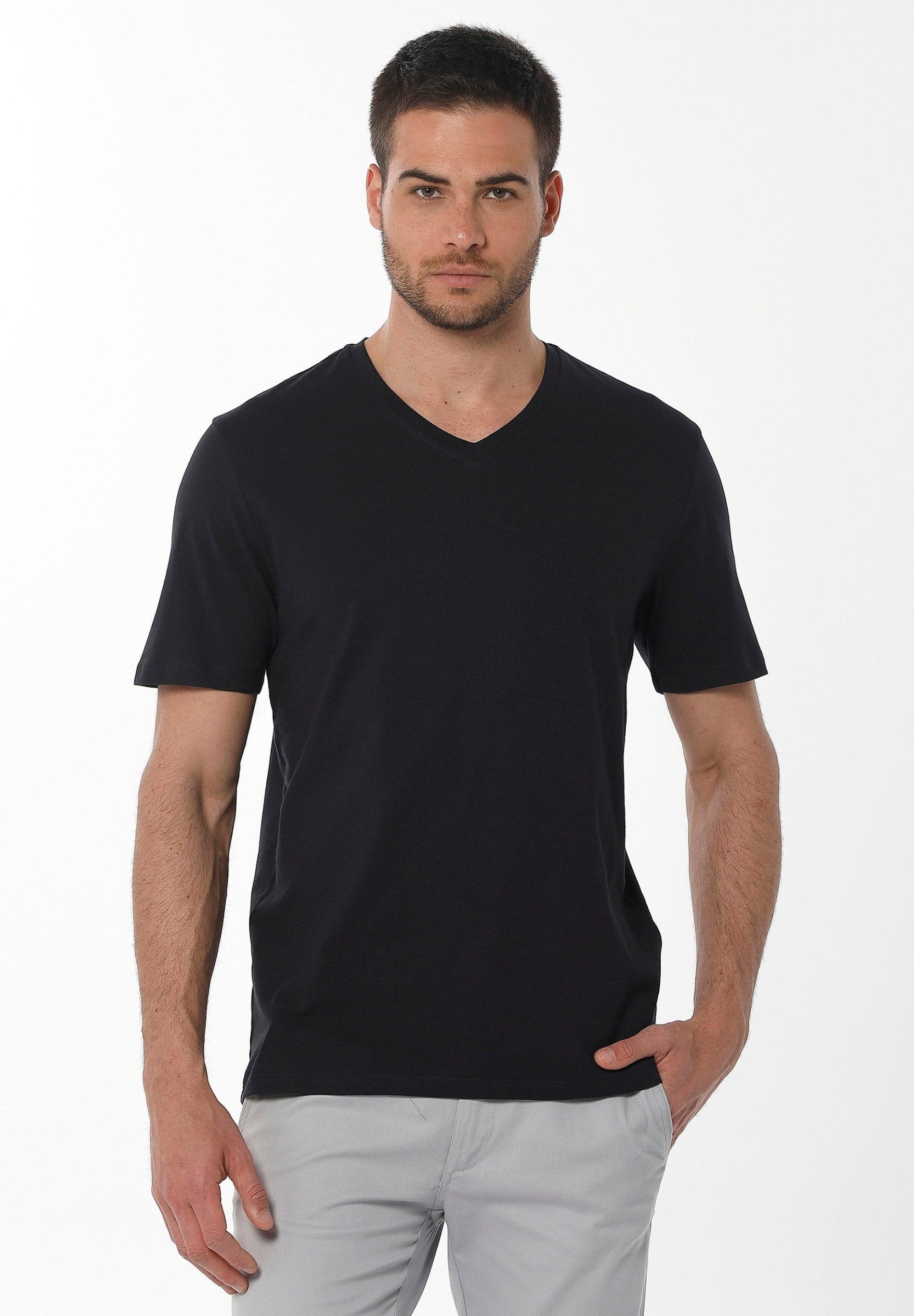 Basic T-Shirt aus Bio-Baumwolle mit V-Ausschnitt