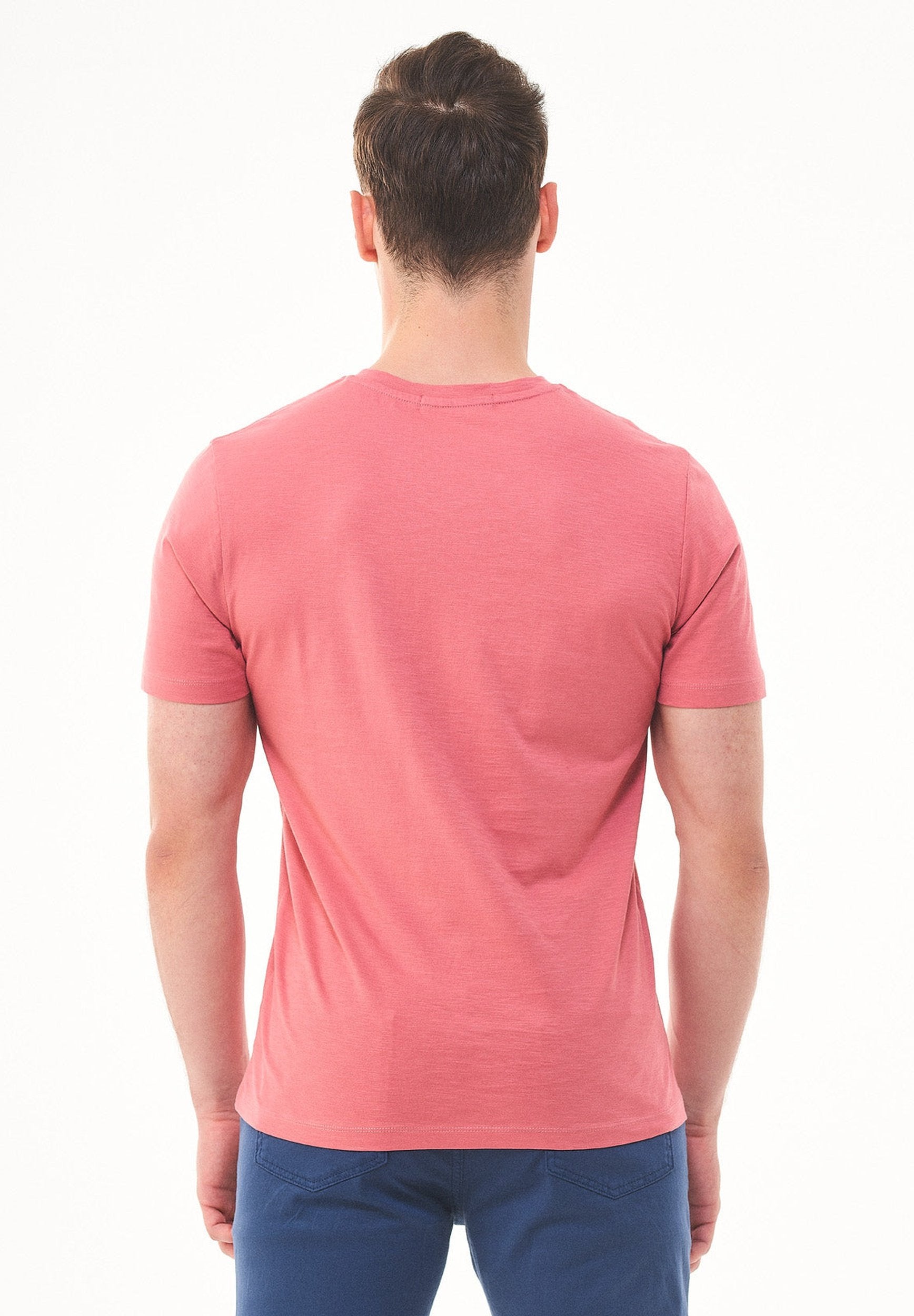 Basic T-Shirt aus Bio-Baumwolle mit V-Ausschnitt