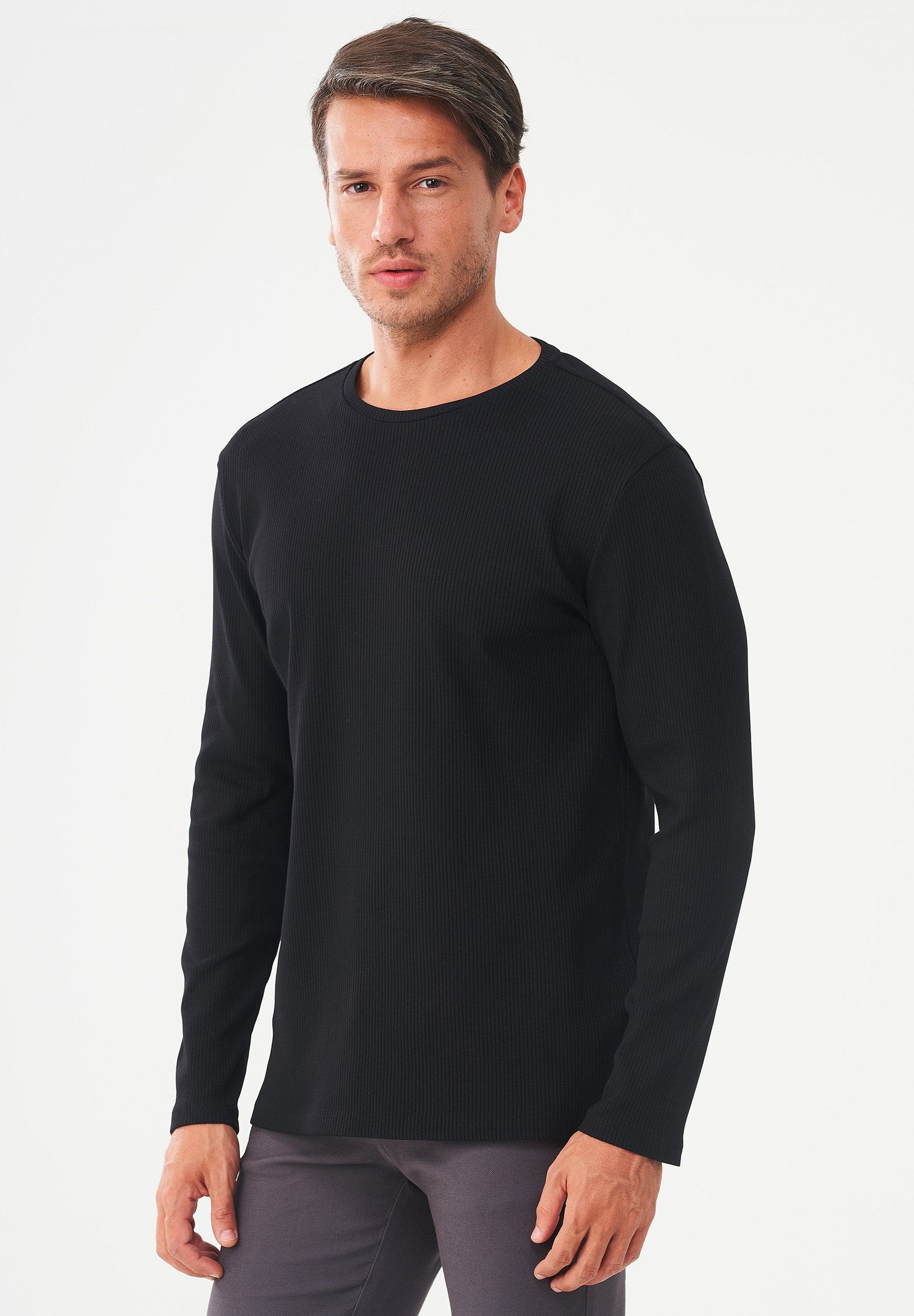 Geripptes Langarmshirt aus Bio-Baumwolle