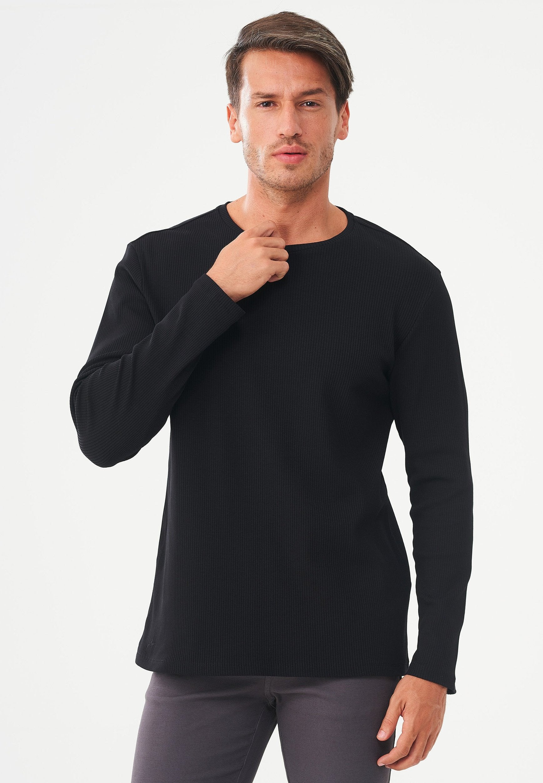 Geripptes Langarmshirt aus Bio-Baumwolle