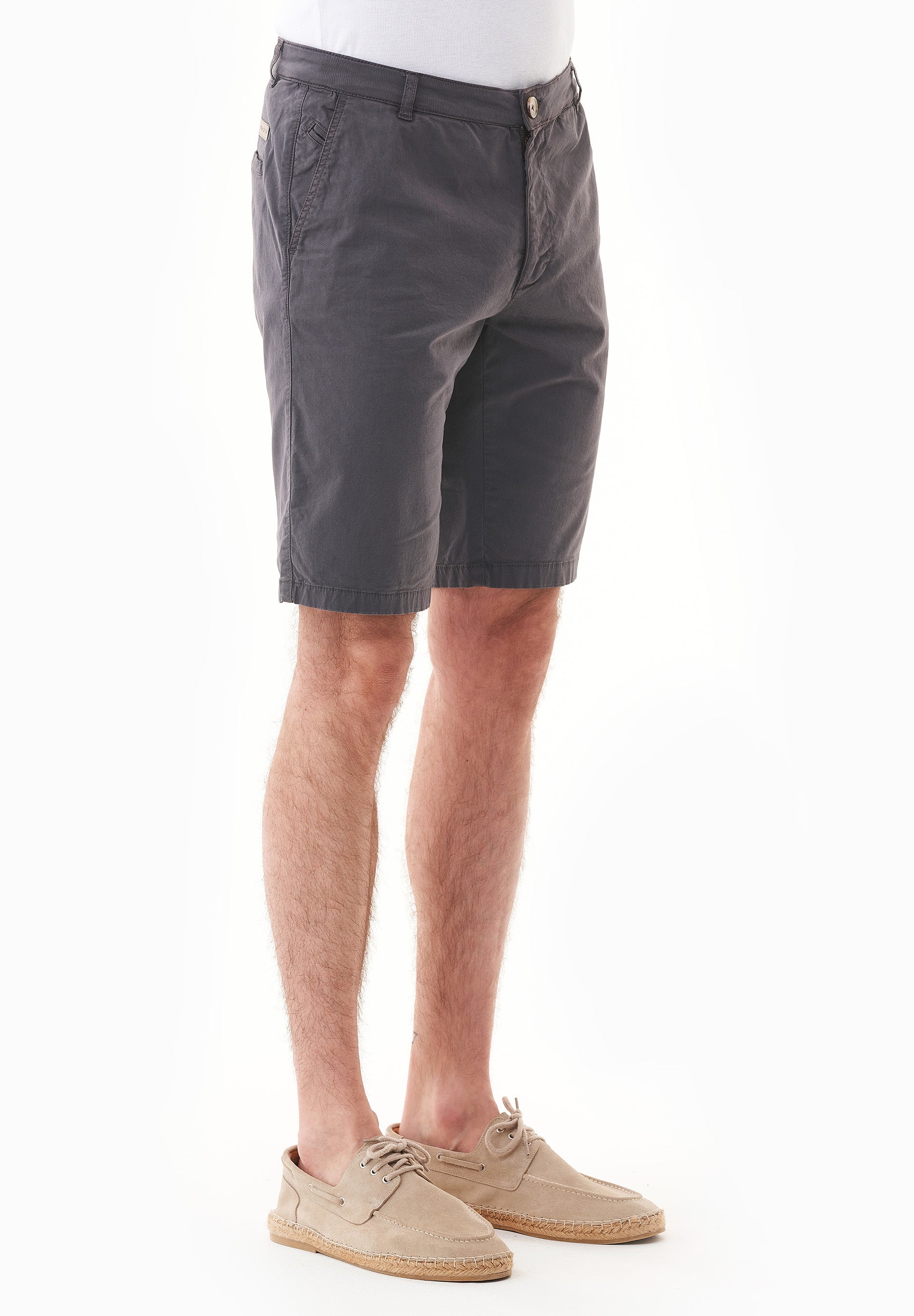 Slim-Fit Chino-Shorts aus Bio-Baumwolle