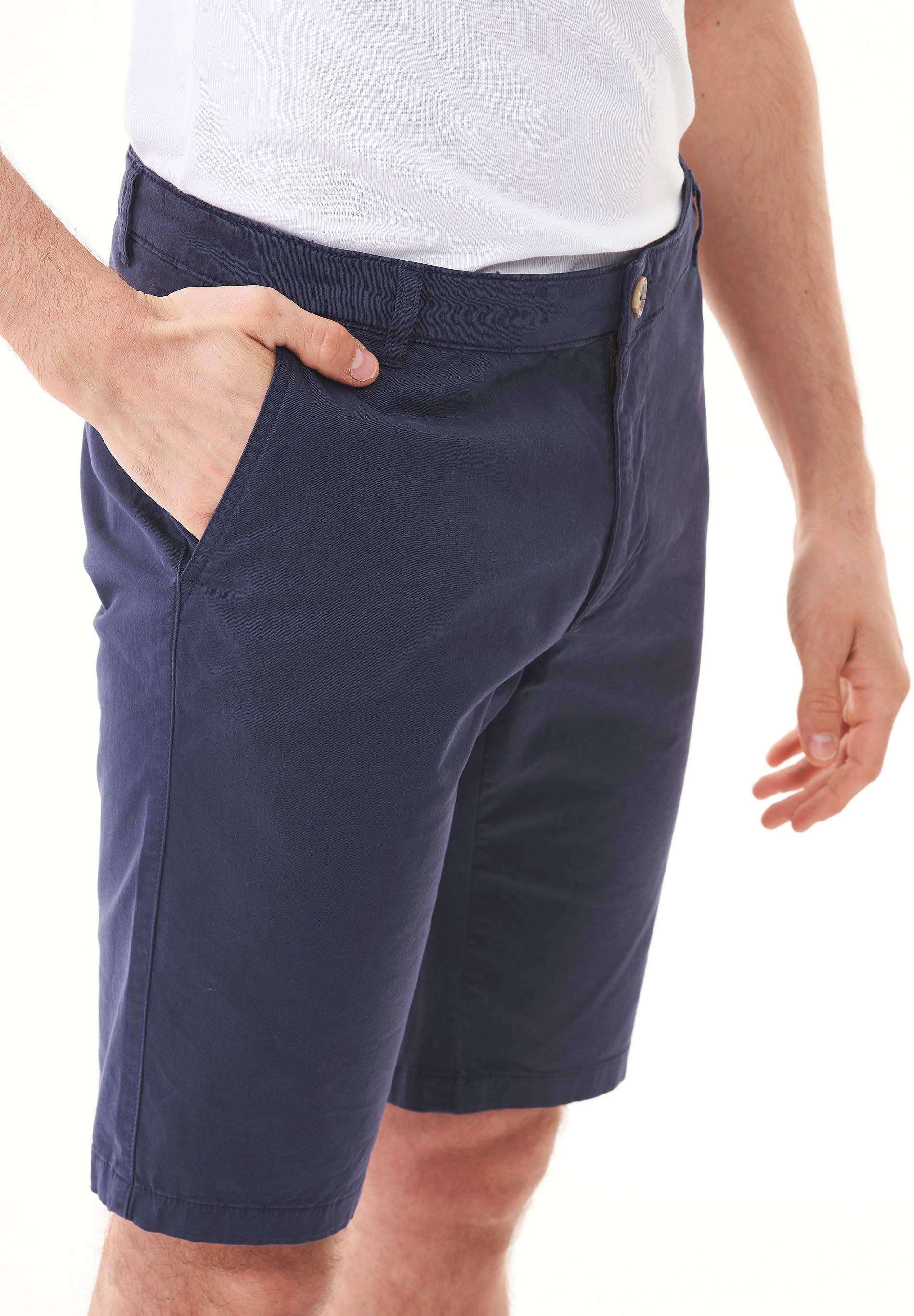 Slim-Fit Chino-Shorts aus Bio-Baumwolle