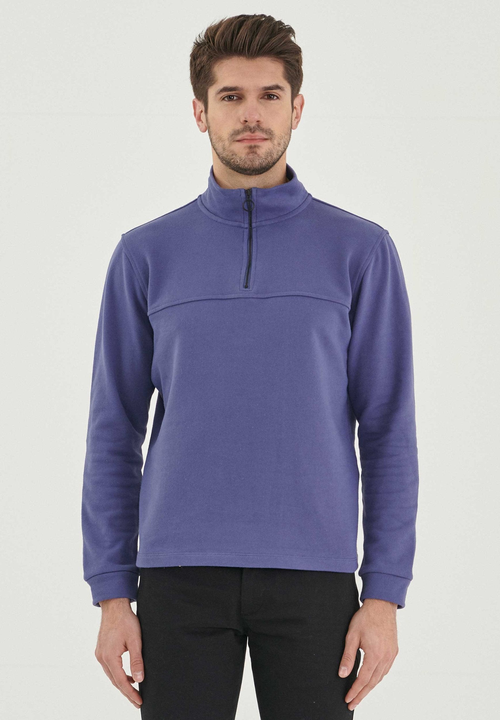Zipkragen Sweatshirt aus Bio-Baumwolle