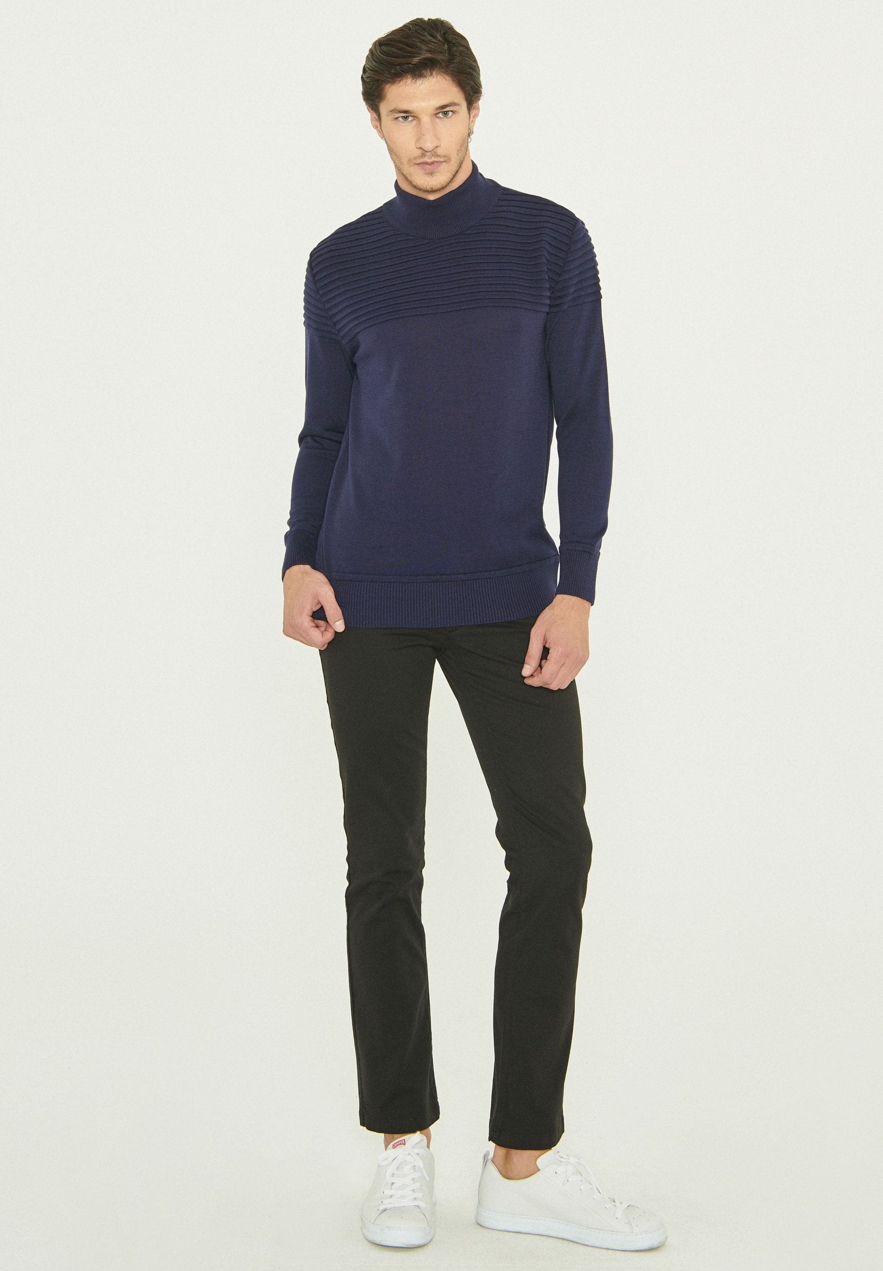 Rollkragenpullover aus Bio-Baumwolle