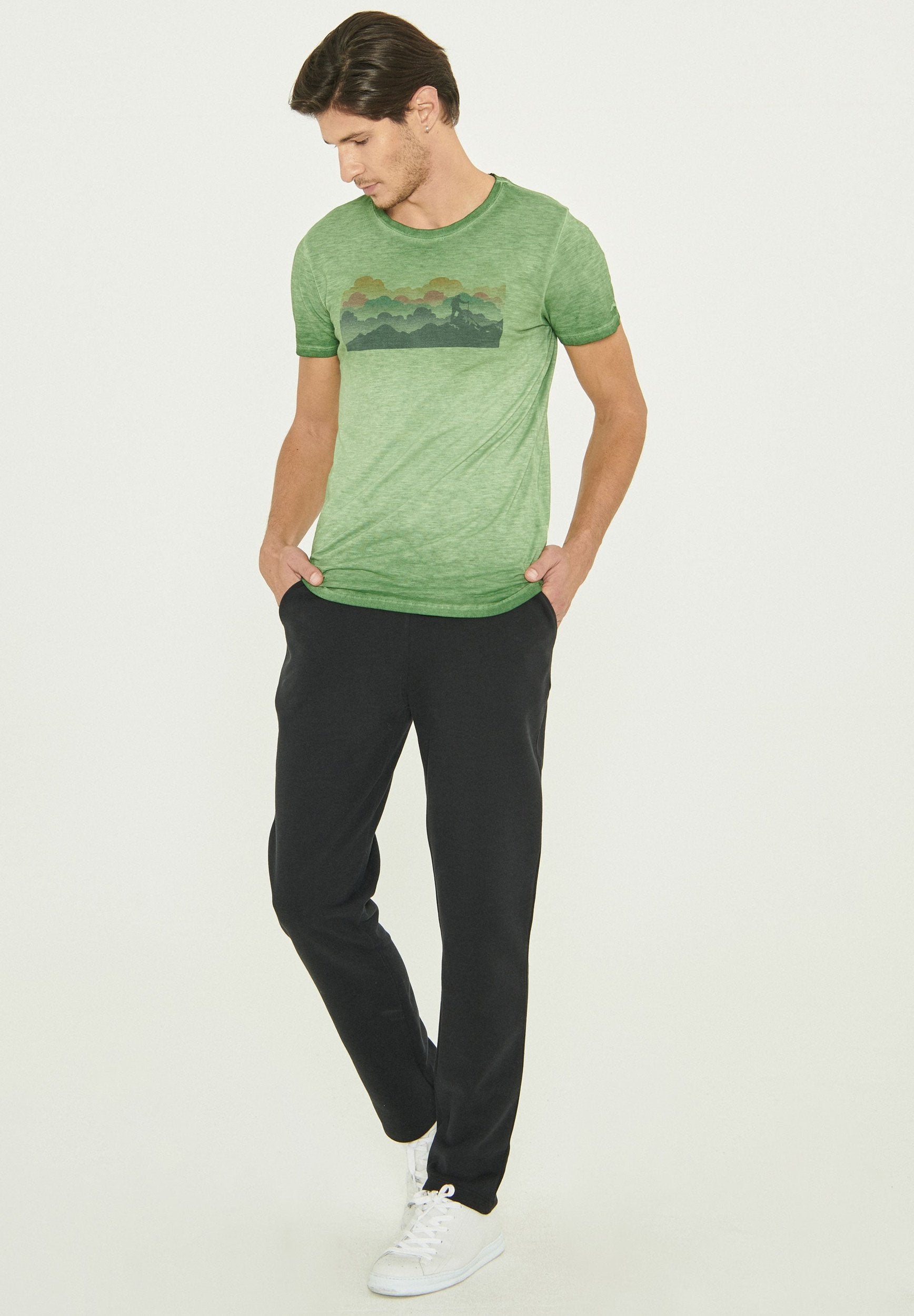 Garment Dyed T-Shirt aus Bio-Baumwolle mit Print