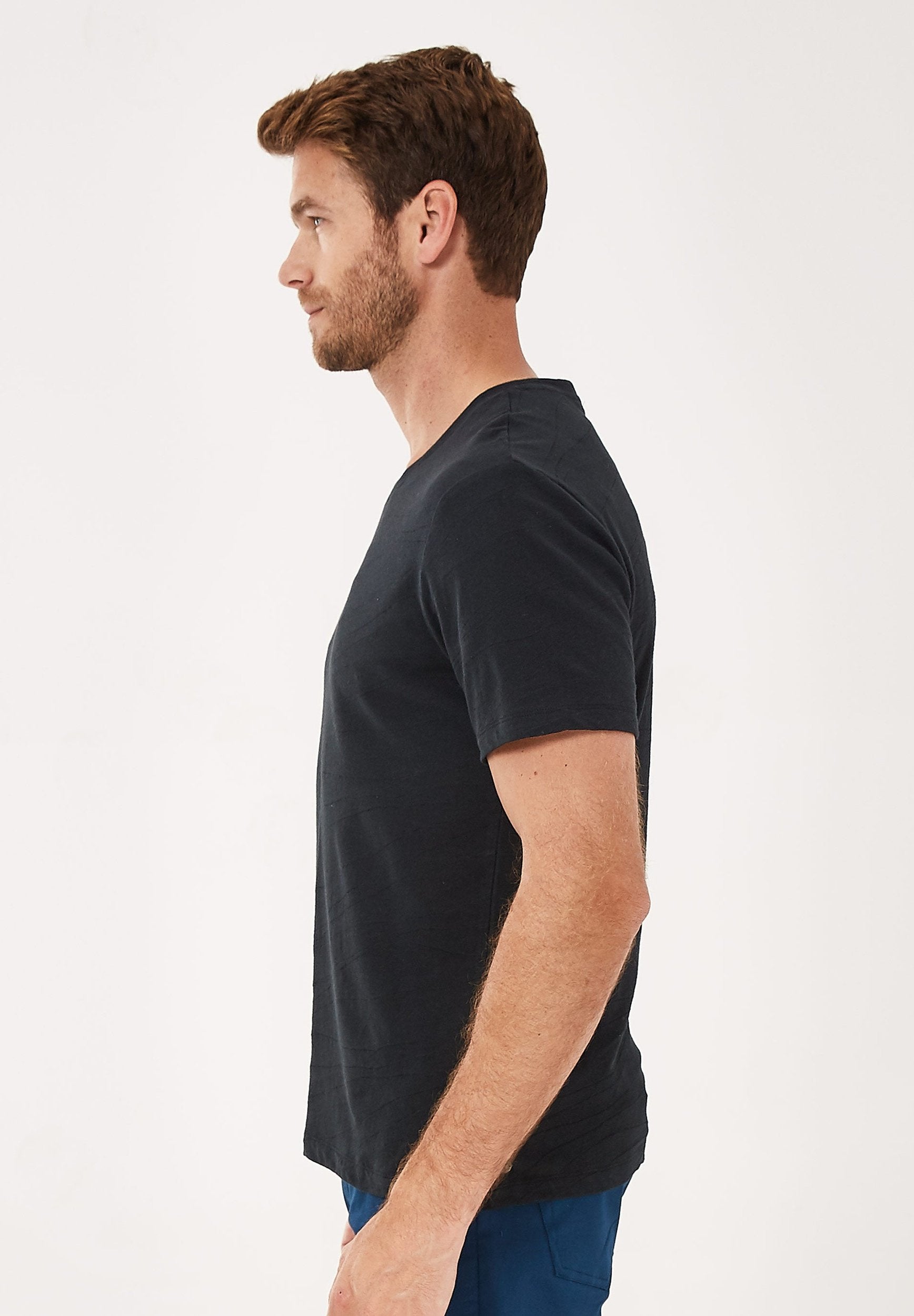 T-Shirt aus Bio-Baumwolle mit Struktur-Streifen